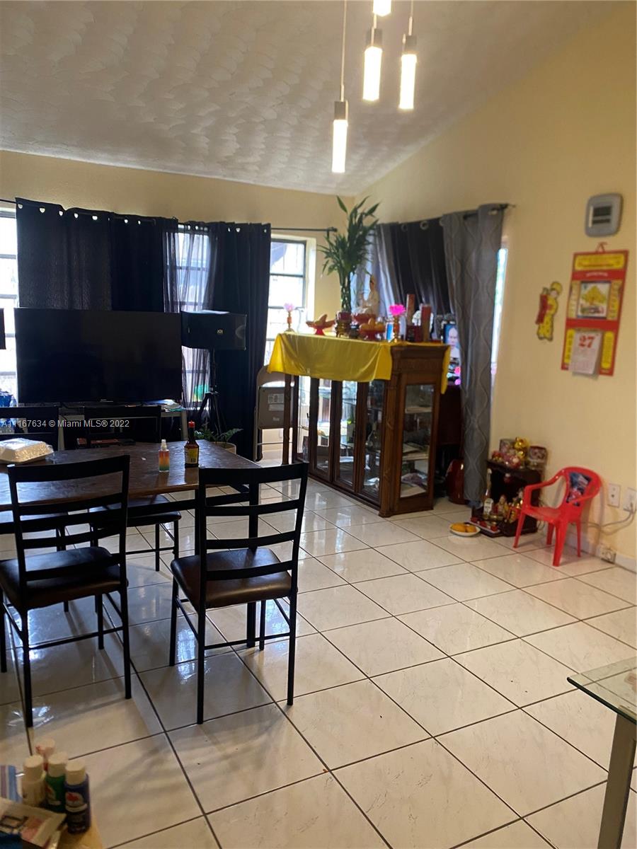 OAK RIDGE VILLAS SUB SEC 1 - Residential