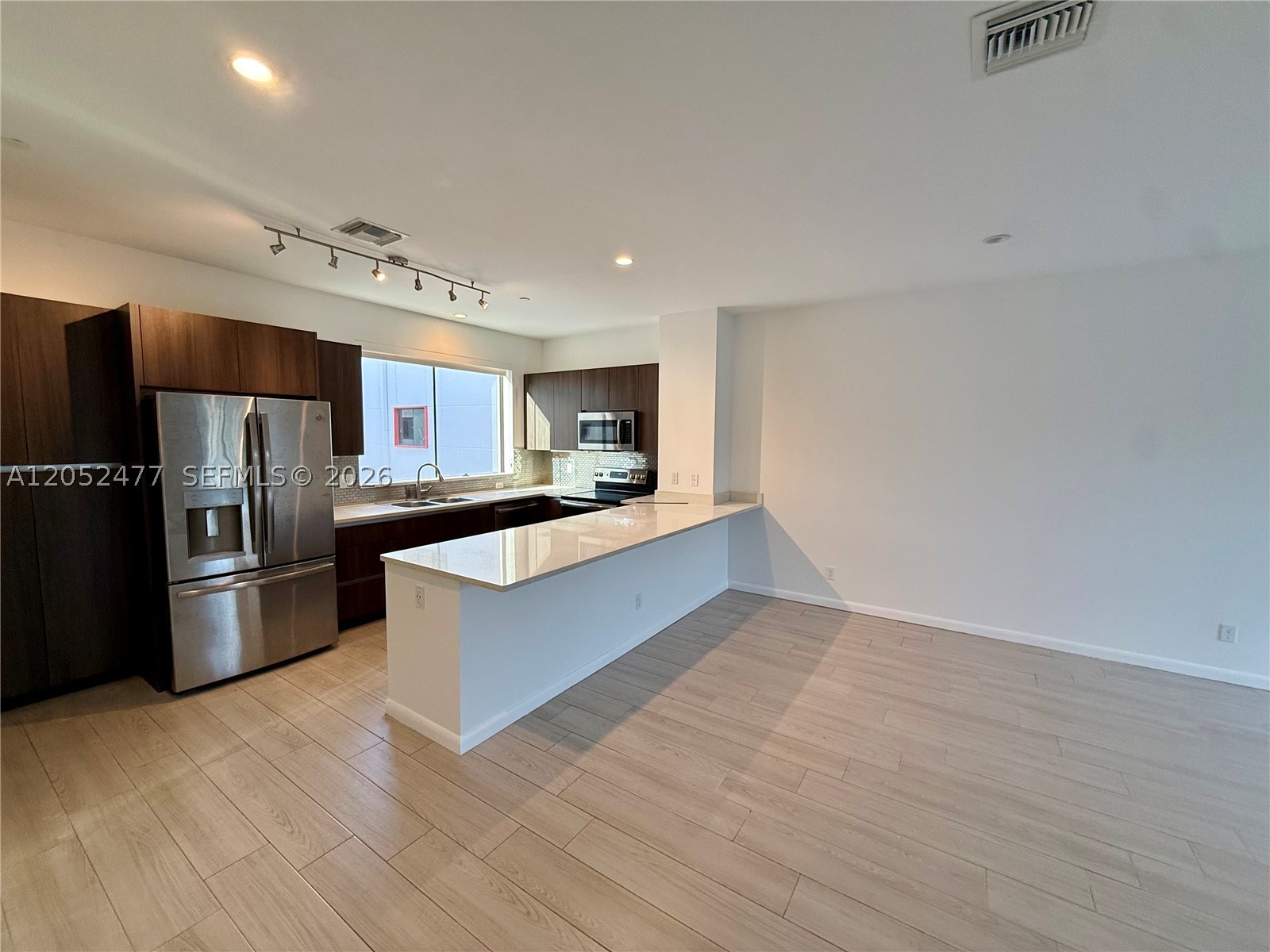 PROGRESSO - Residential Lease