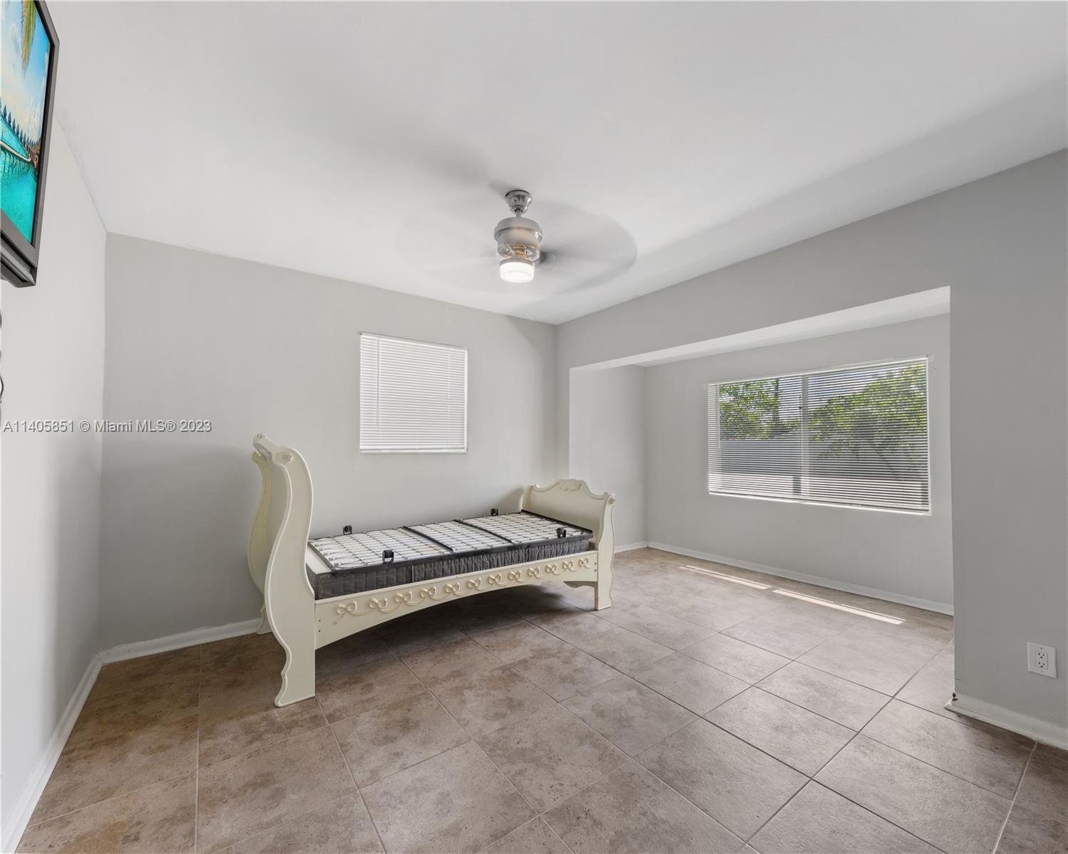 RIVERLAND VILLAGE SEC 1 R - Residential Lease