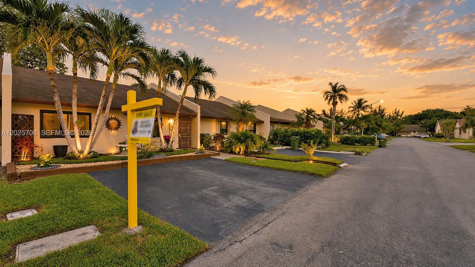 TOWNHOMES OF AUDUBON SOUT - Residential