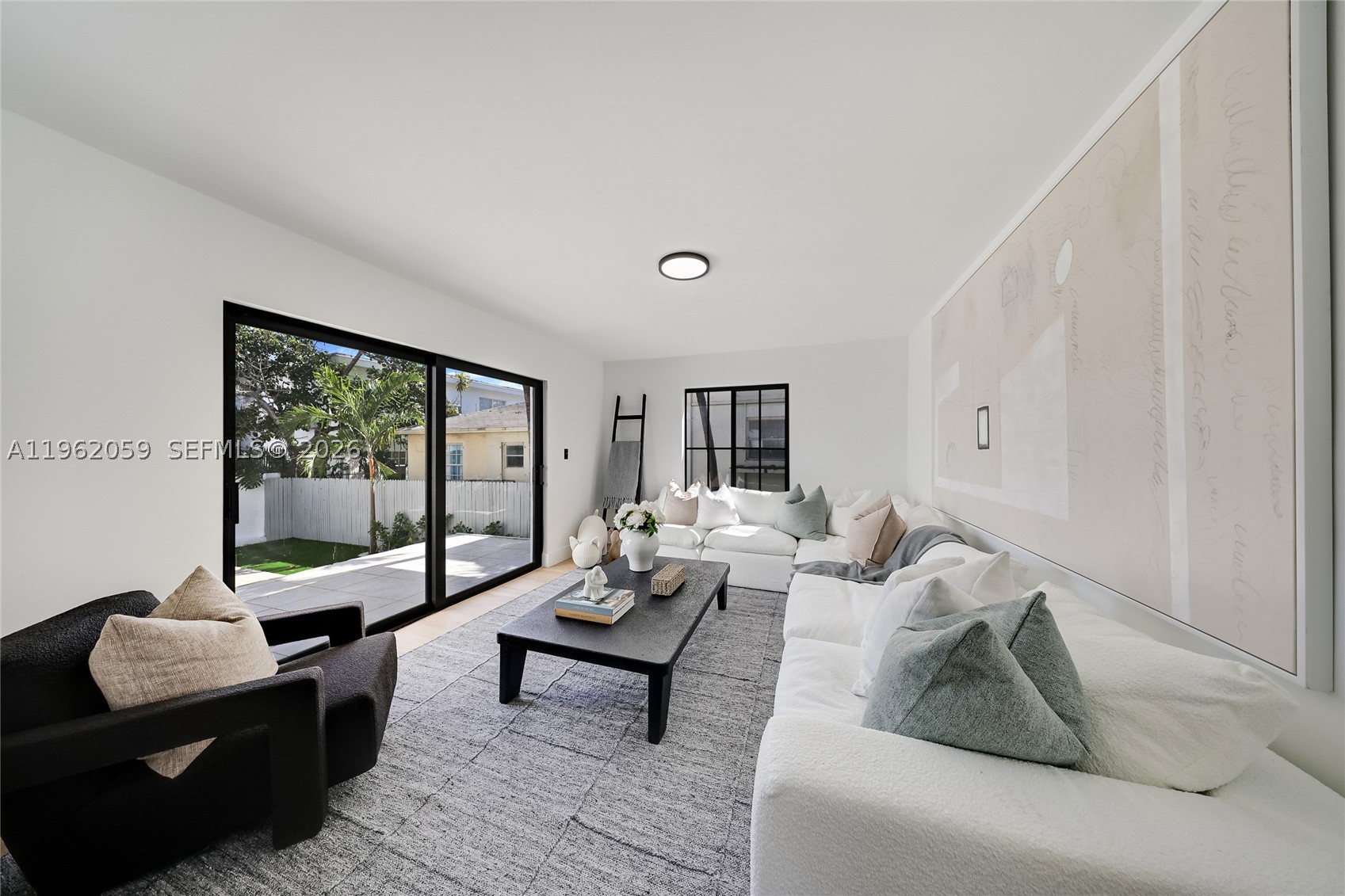ALTOS DEL MAR NO 3 - Residential
