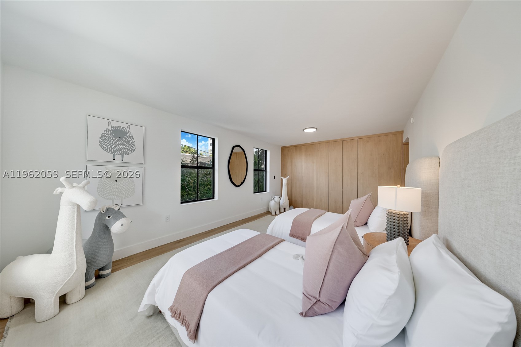 ALTOS DEL MAR NO 3 - Residential