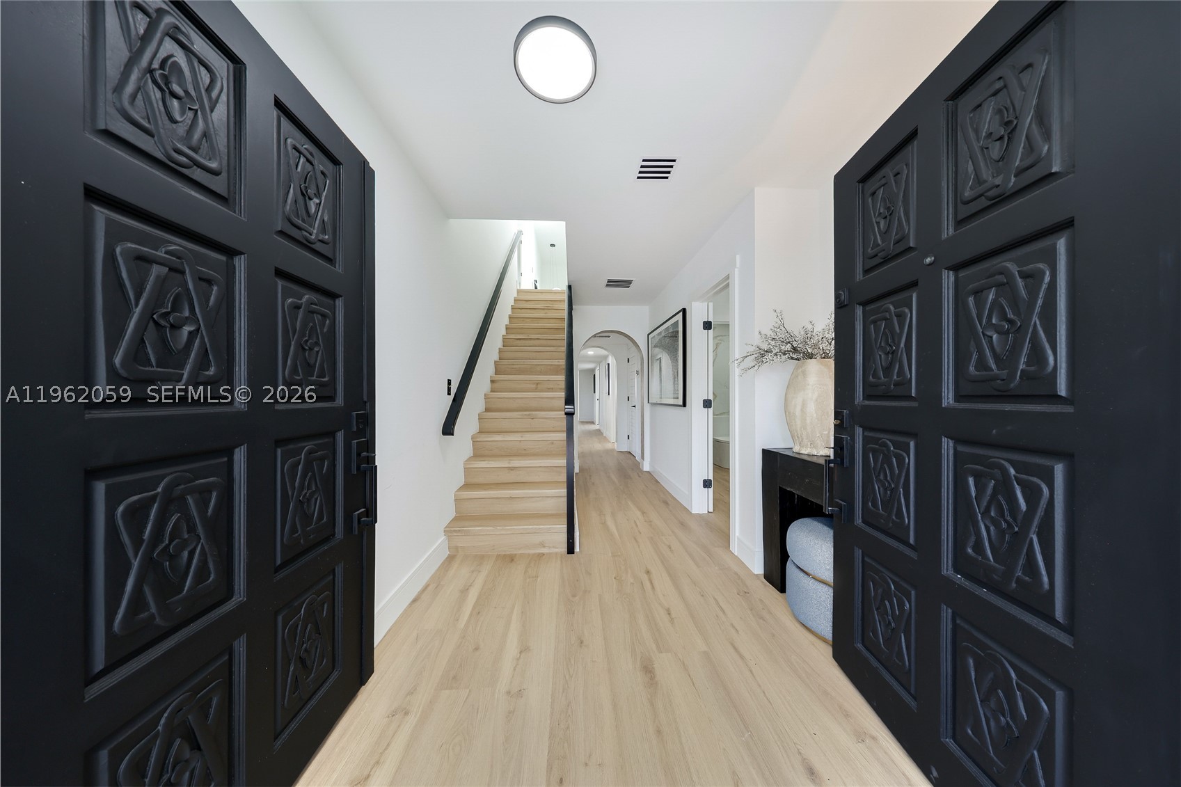 ALTOS DEL MAR NO 3 - Residential