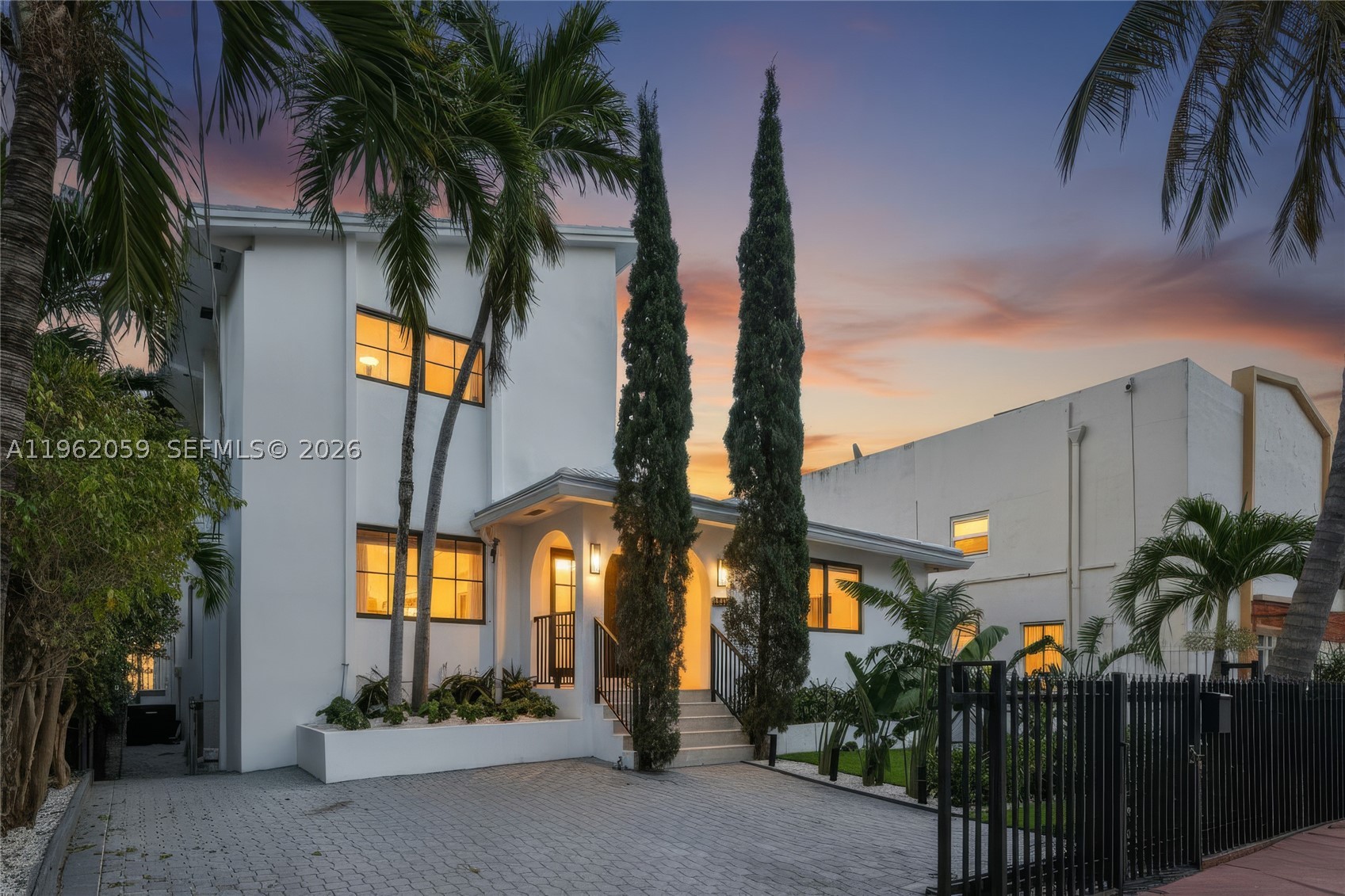 ALTOS DEL MAR NO 3 - Residential