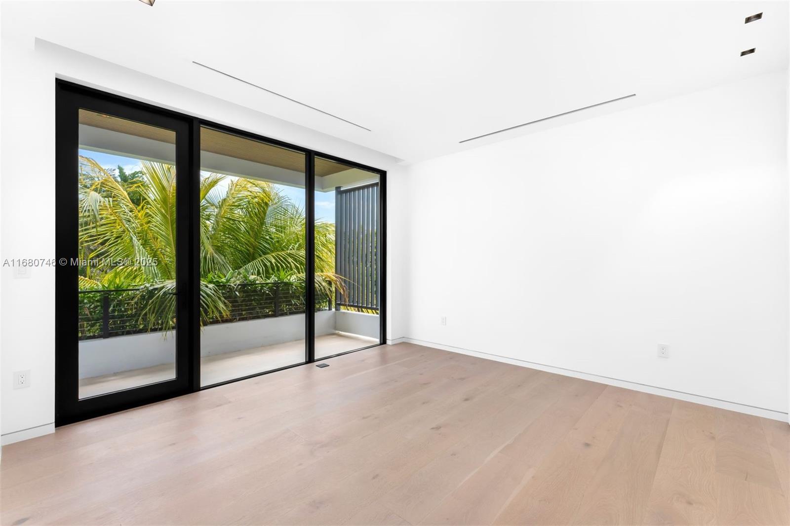 BISCAYNE KEY ESTATES - Residential