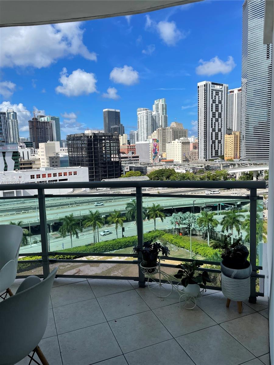 WIND CONDO - Residential Lease