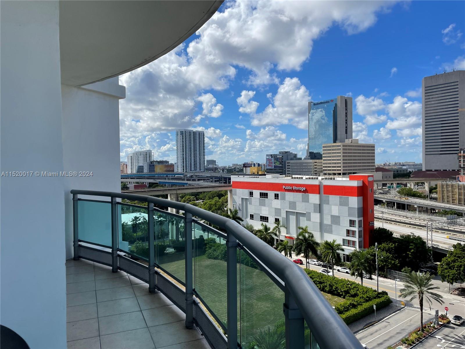 WIND CONDO - Residential Lease