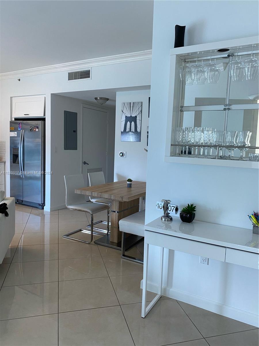 WIND CONDO - Residential Lease