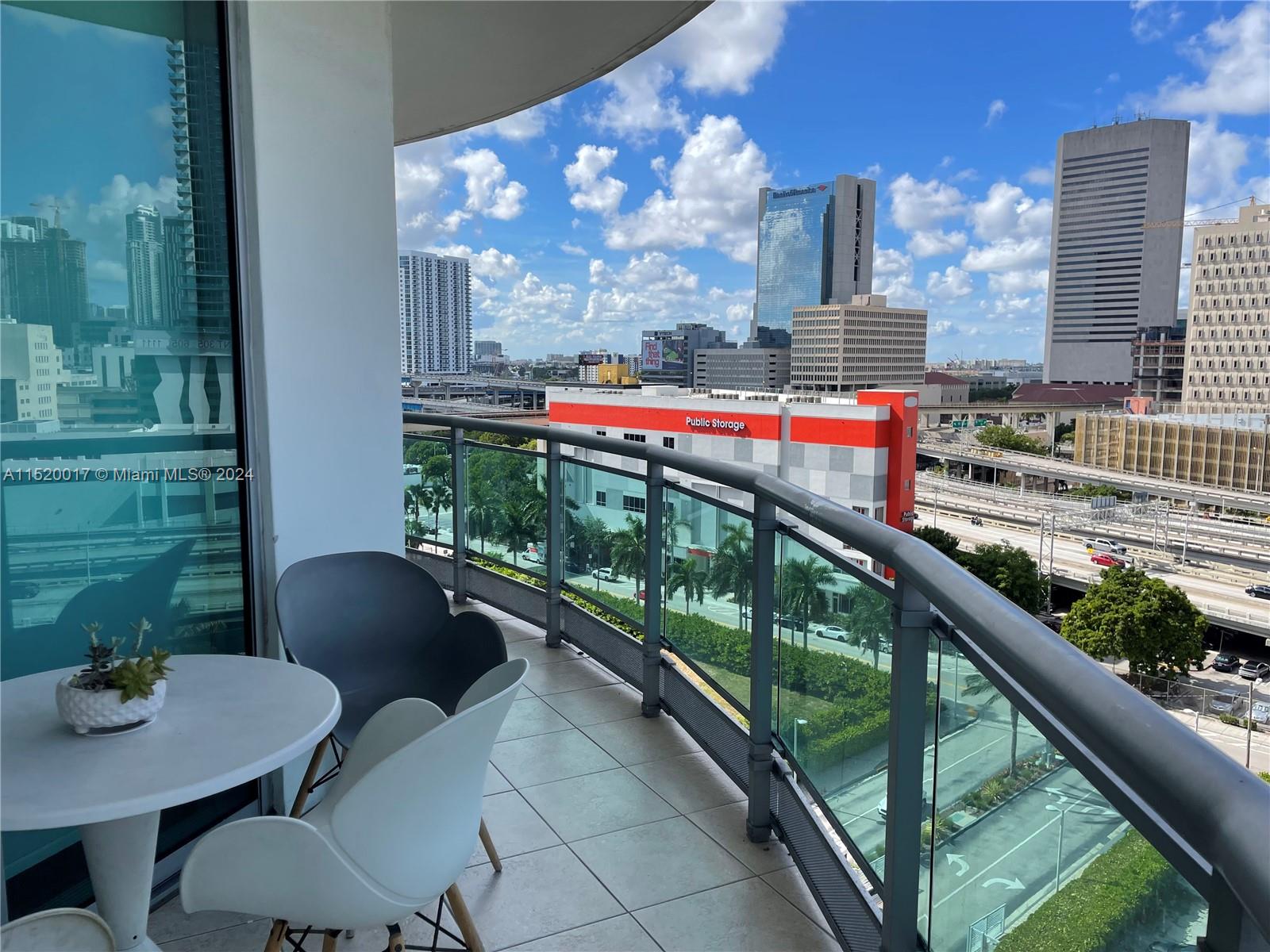 WIND CONDO - Residential Lease