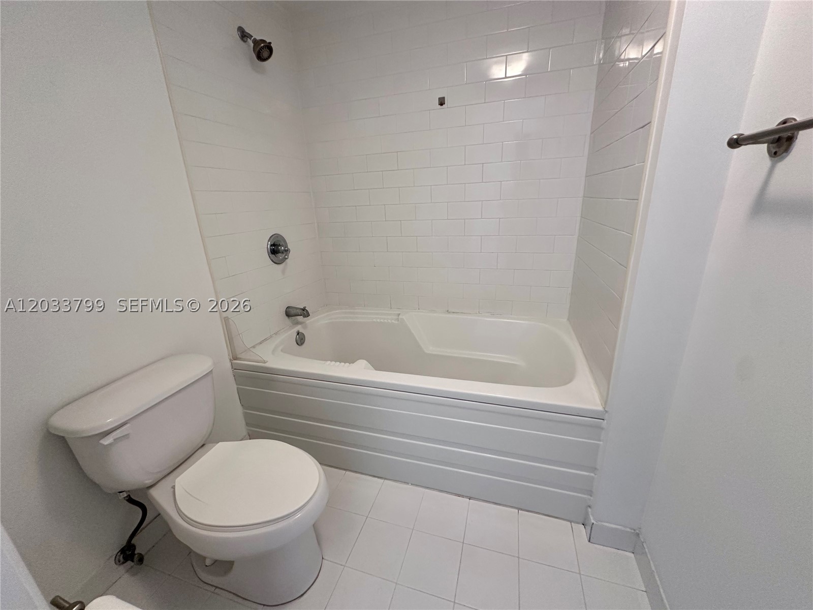 NEO VERTIKA CONDO - Residential Lease