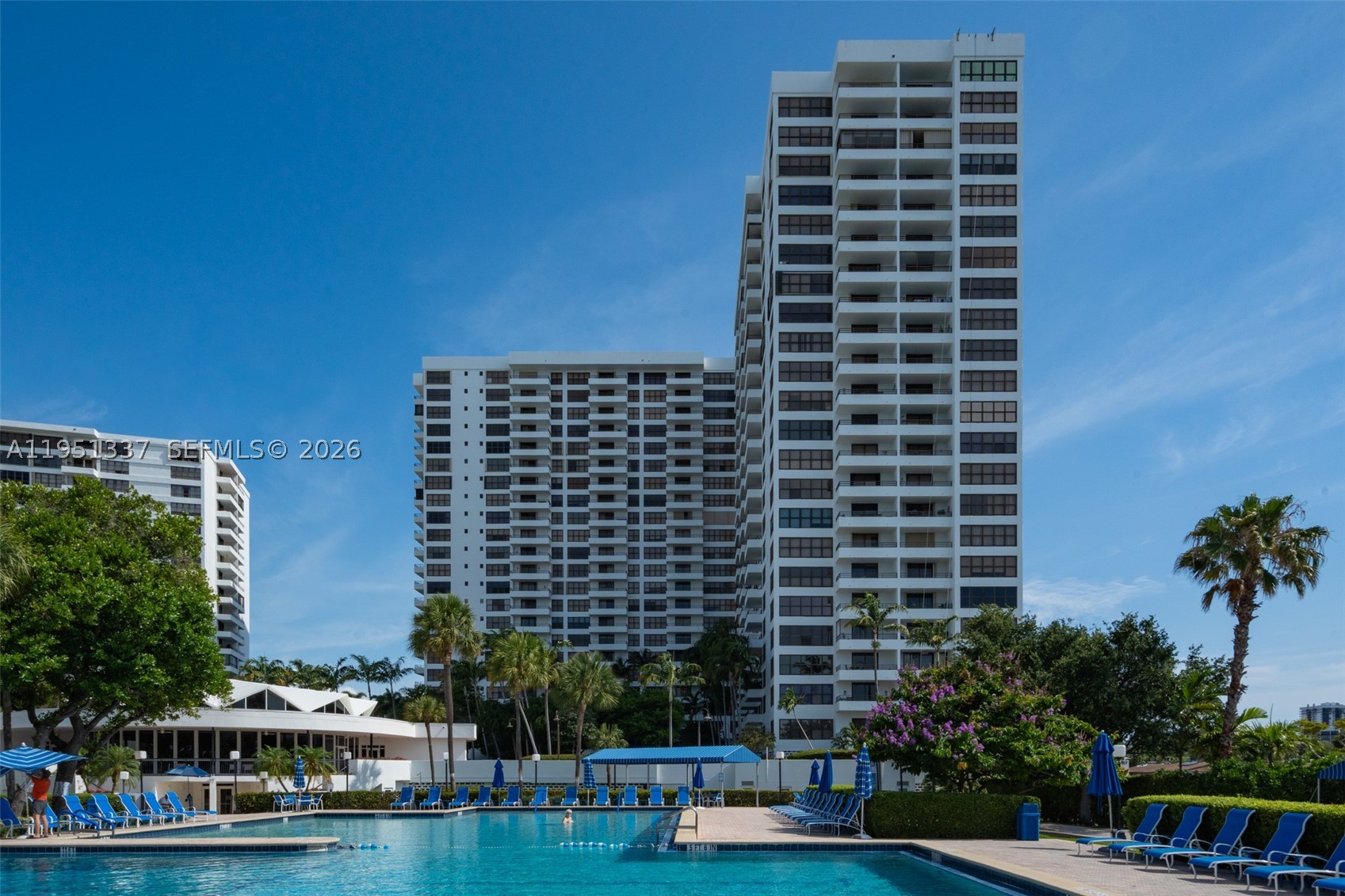 OLYMPUS CONDO PHASE - Residential