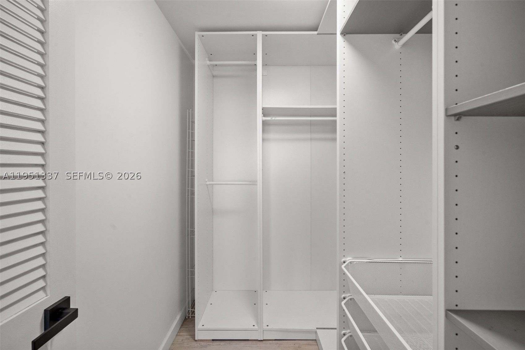 OLYMPUS CONDO PHASE - Residential
