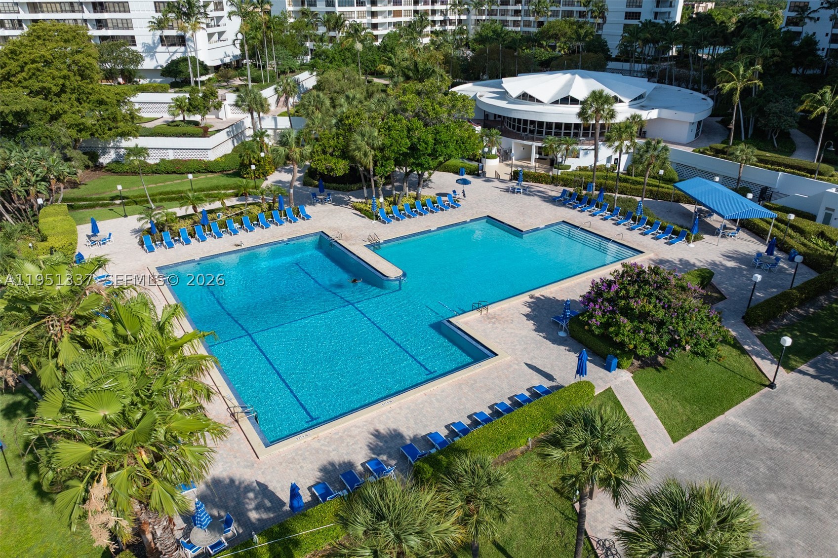 OLYMPUS CONDO PHASE - Residential