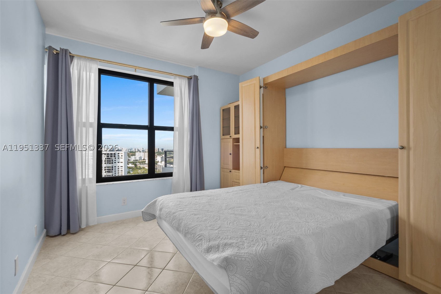 OLYMPUS CONDO PHASE - Residential