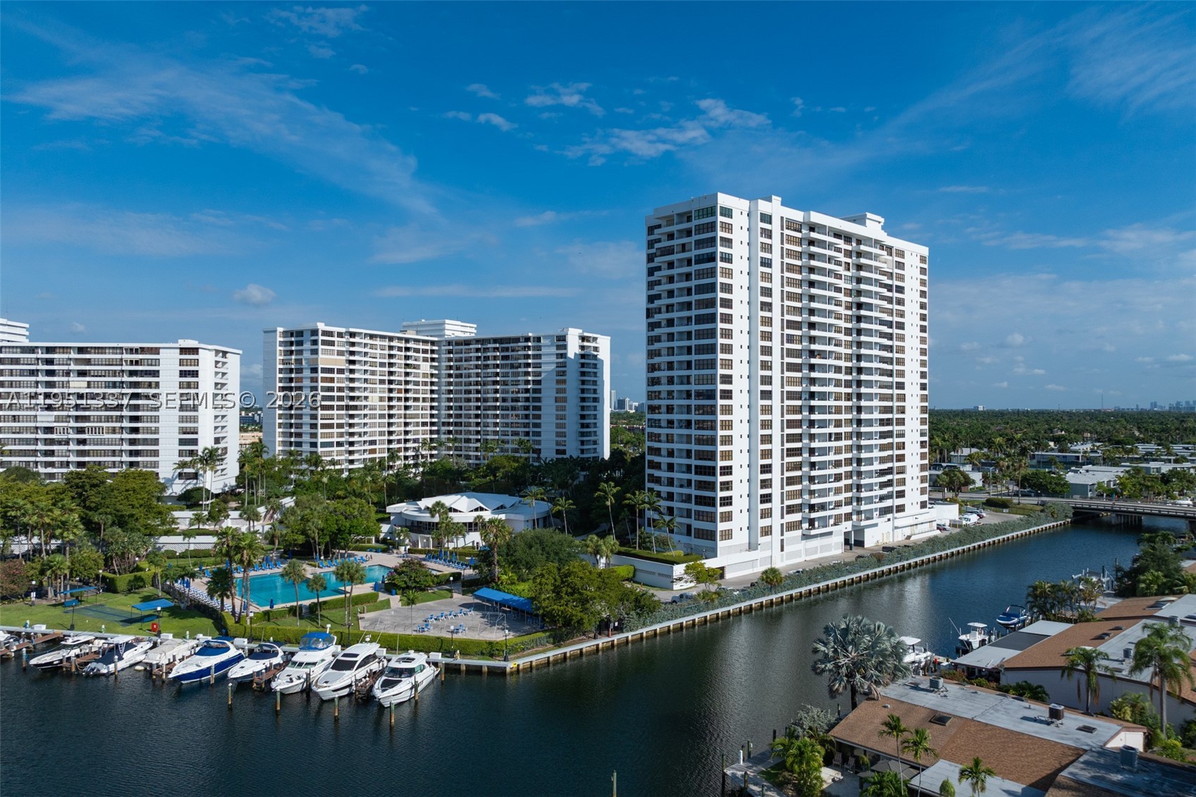 OLYMPUS CONDO PHASE - Residential