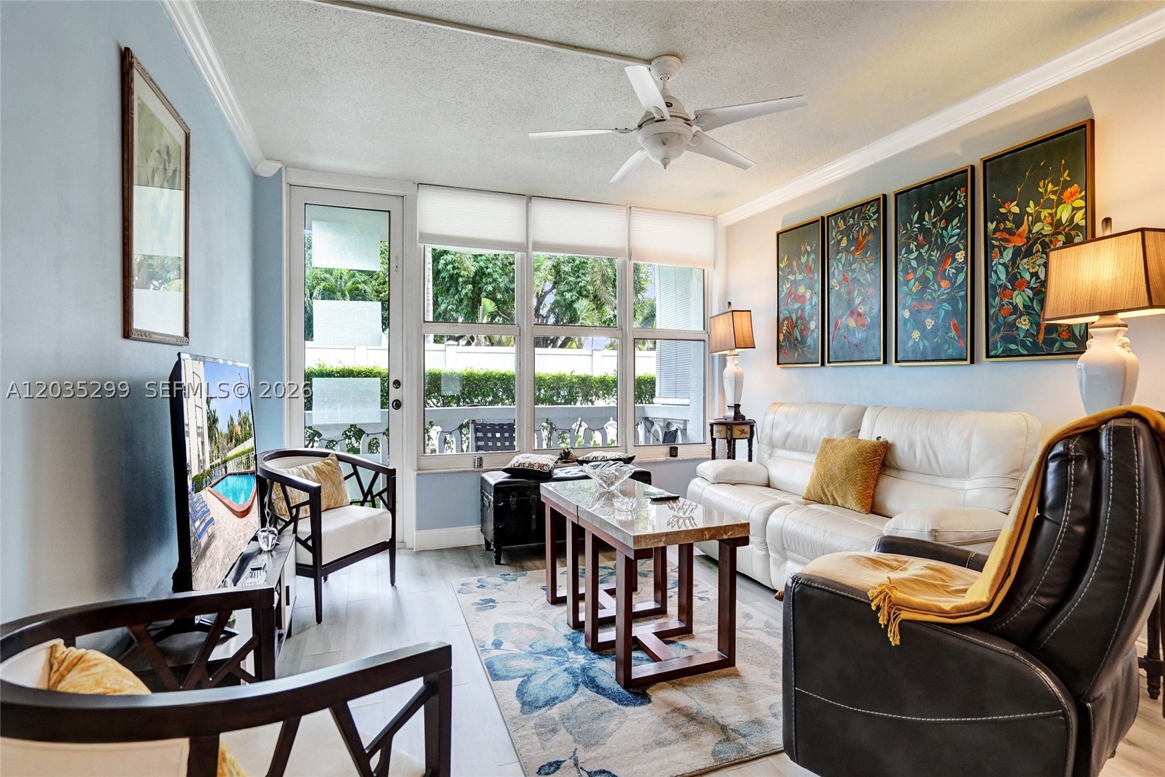 GOLDEN VIEW CONDO - Residential
