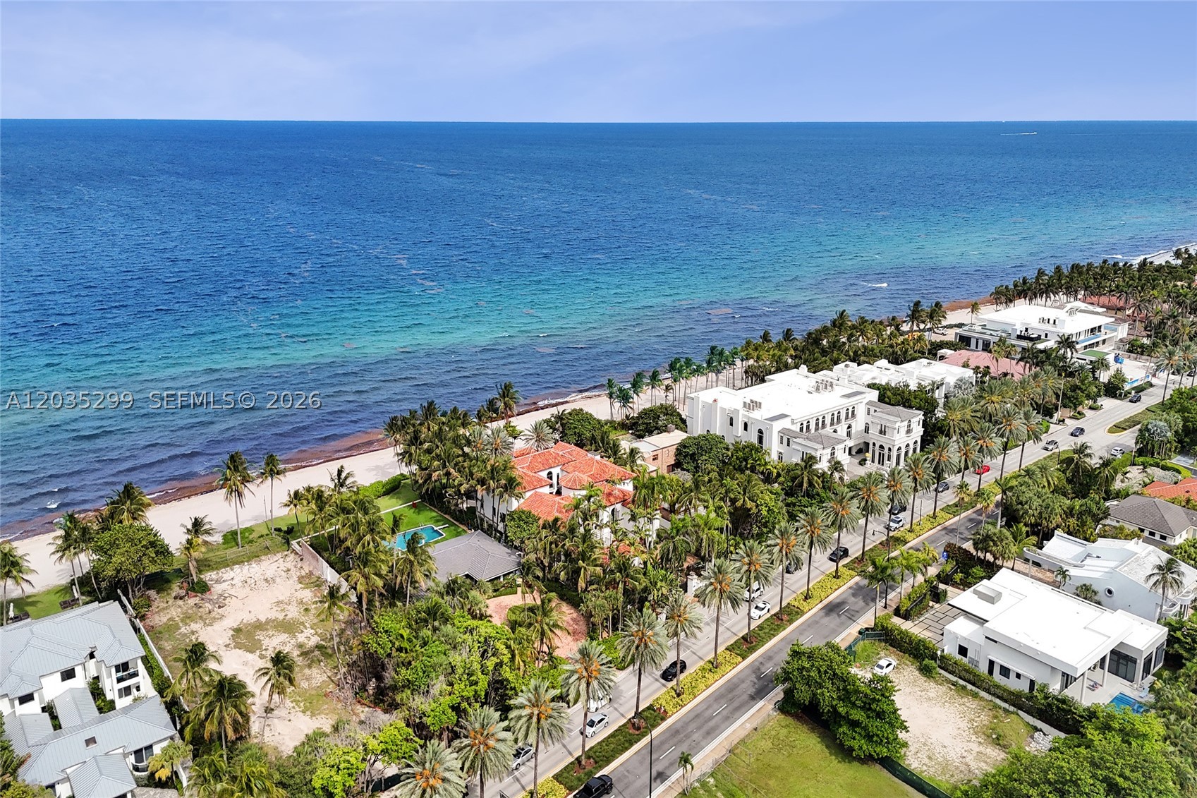 GOLDEN VIEW CONDO - Residential