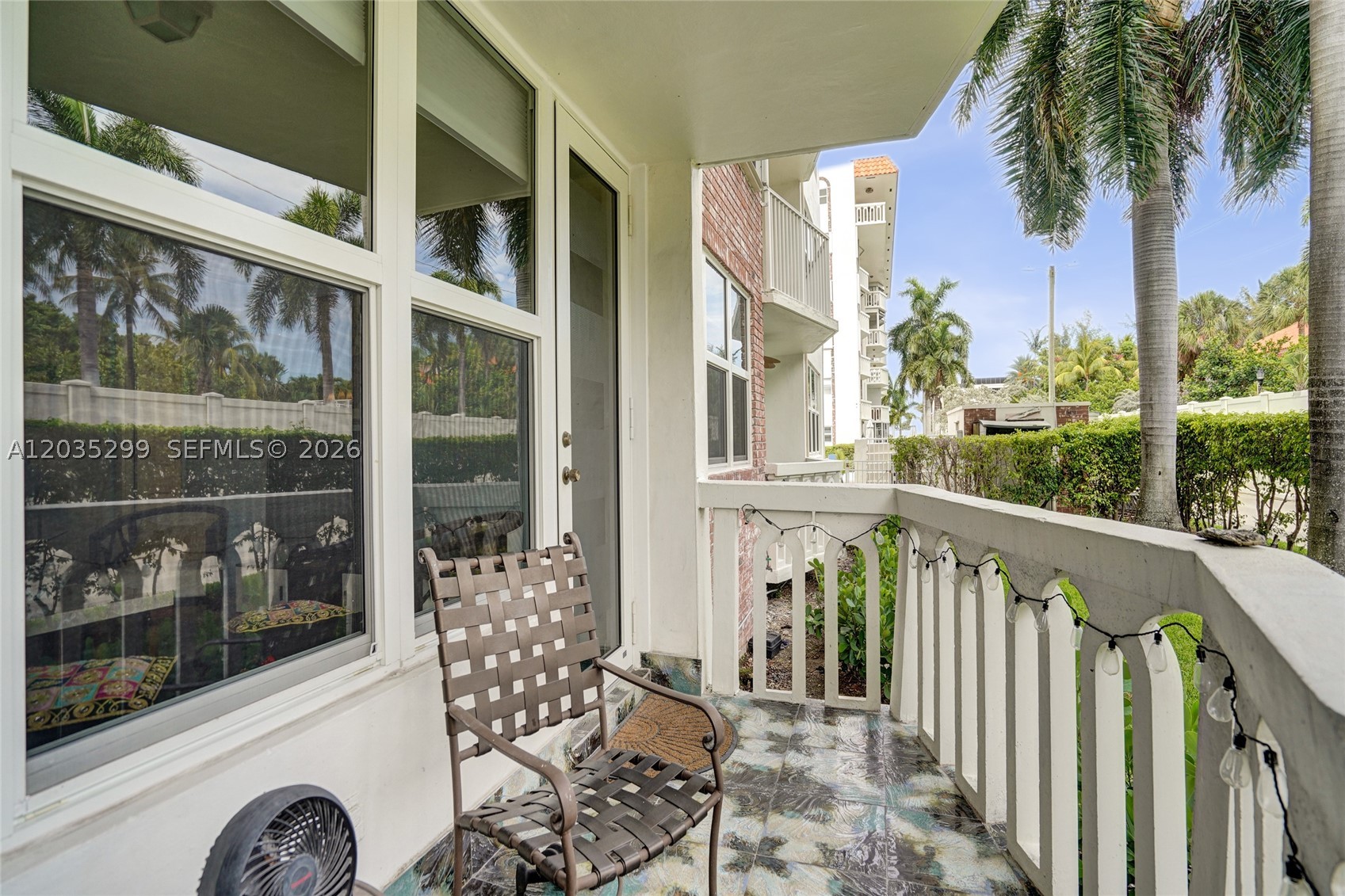 GOLDEN VIEW CONDO - Residential