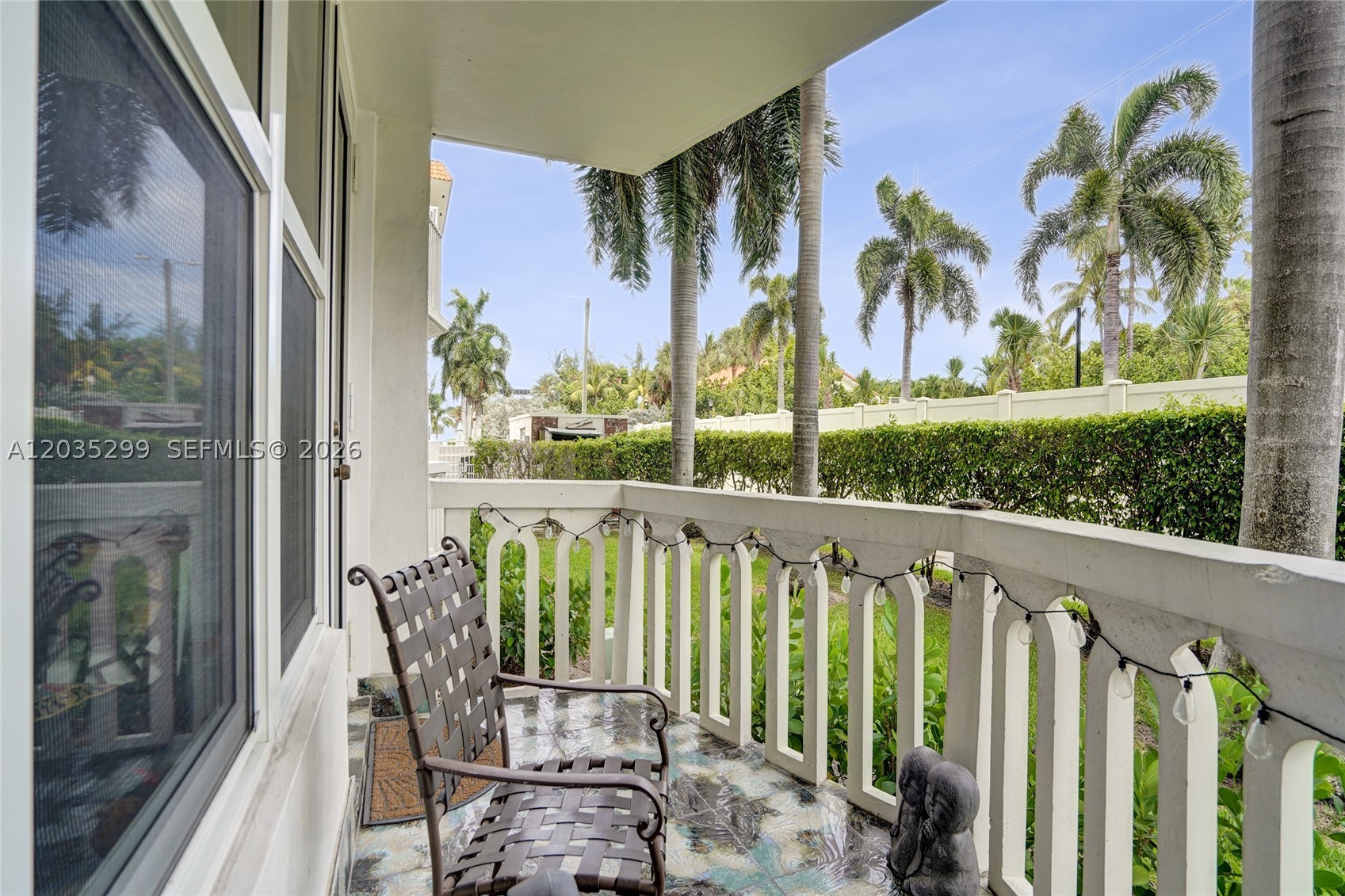 GOLDEN VIEW CONDO - Residential