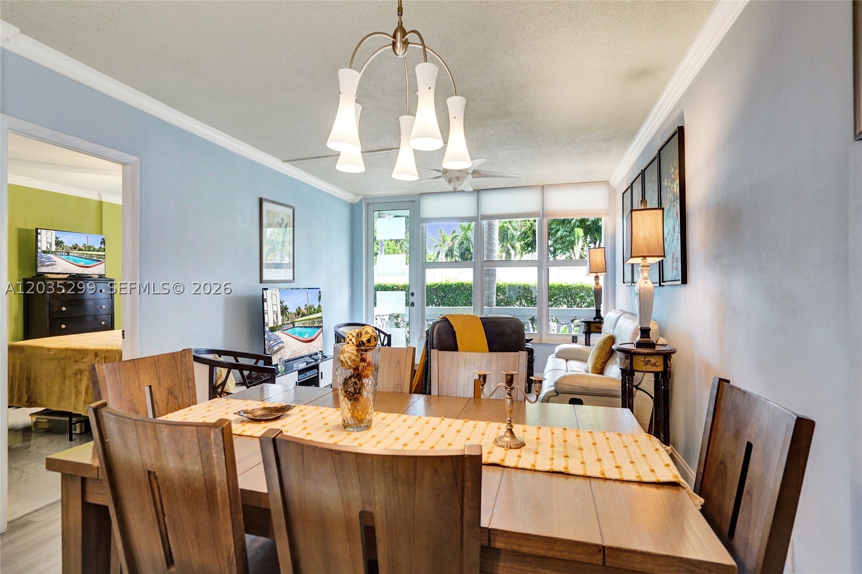 GOLDEN VIEW CONDO - Residential
