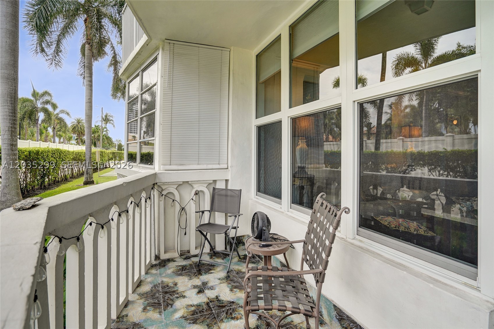 GOLDEN VIEW CONDO - Residential