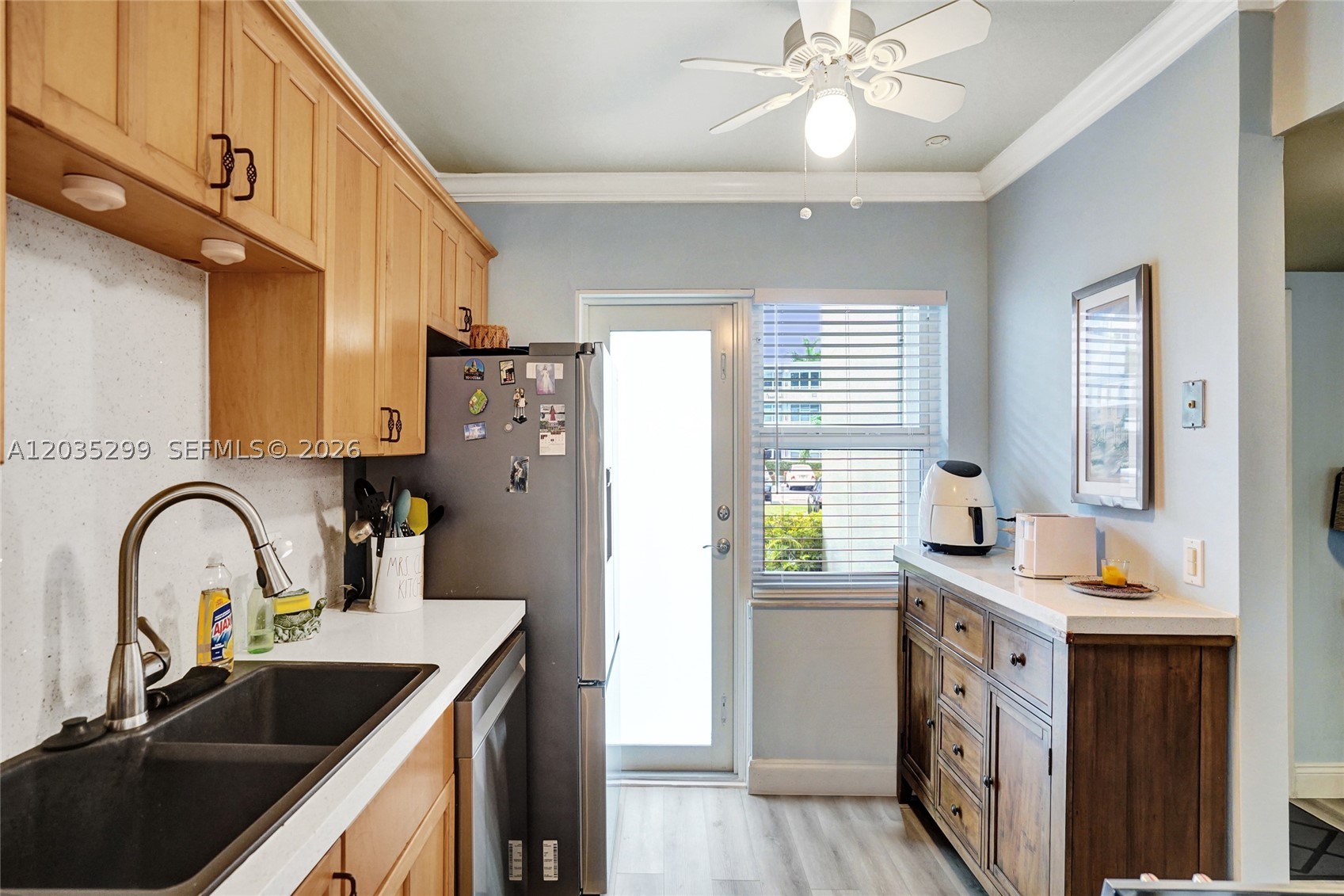 GOLDEN VIEW CONDO - Residential