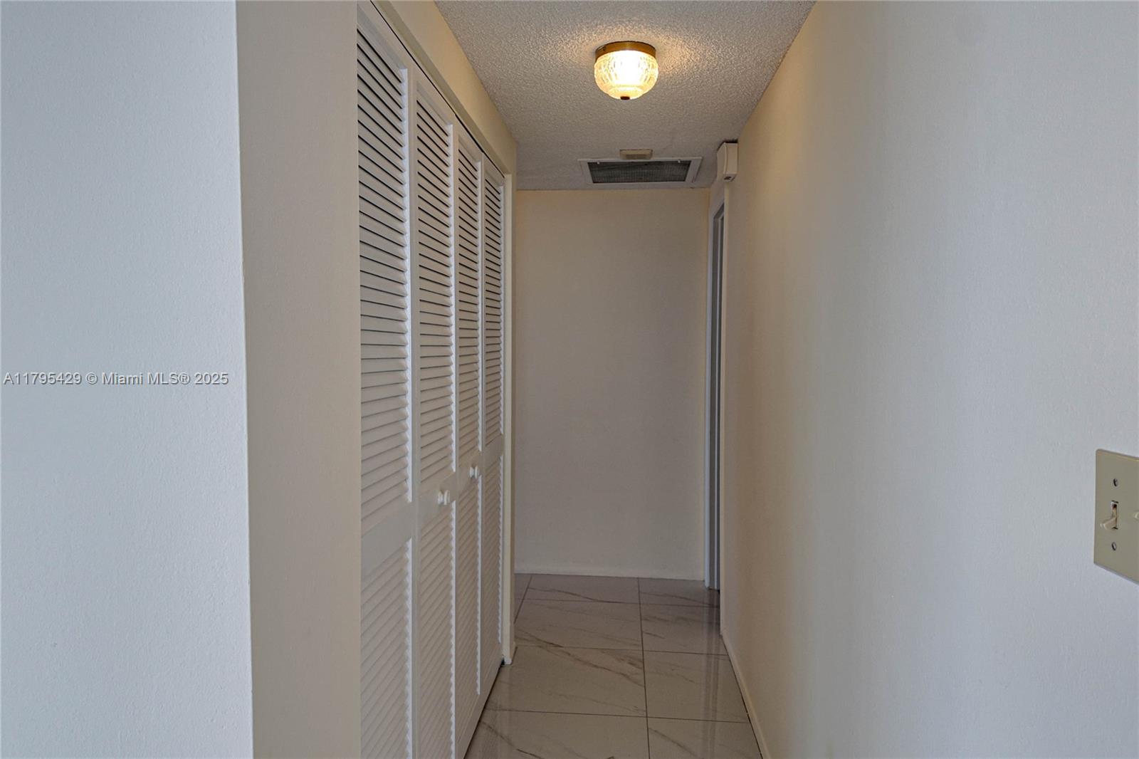 HEMISPHERES CONDO - Residential Lease