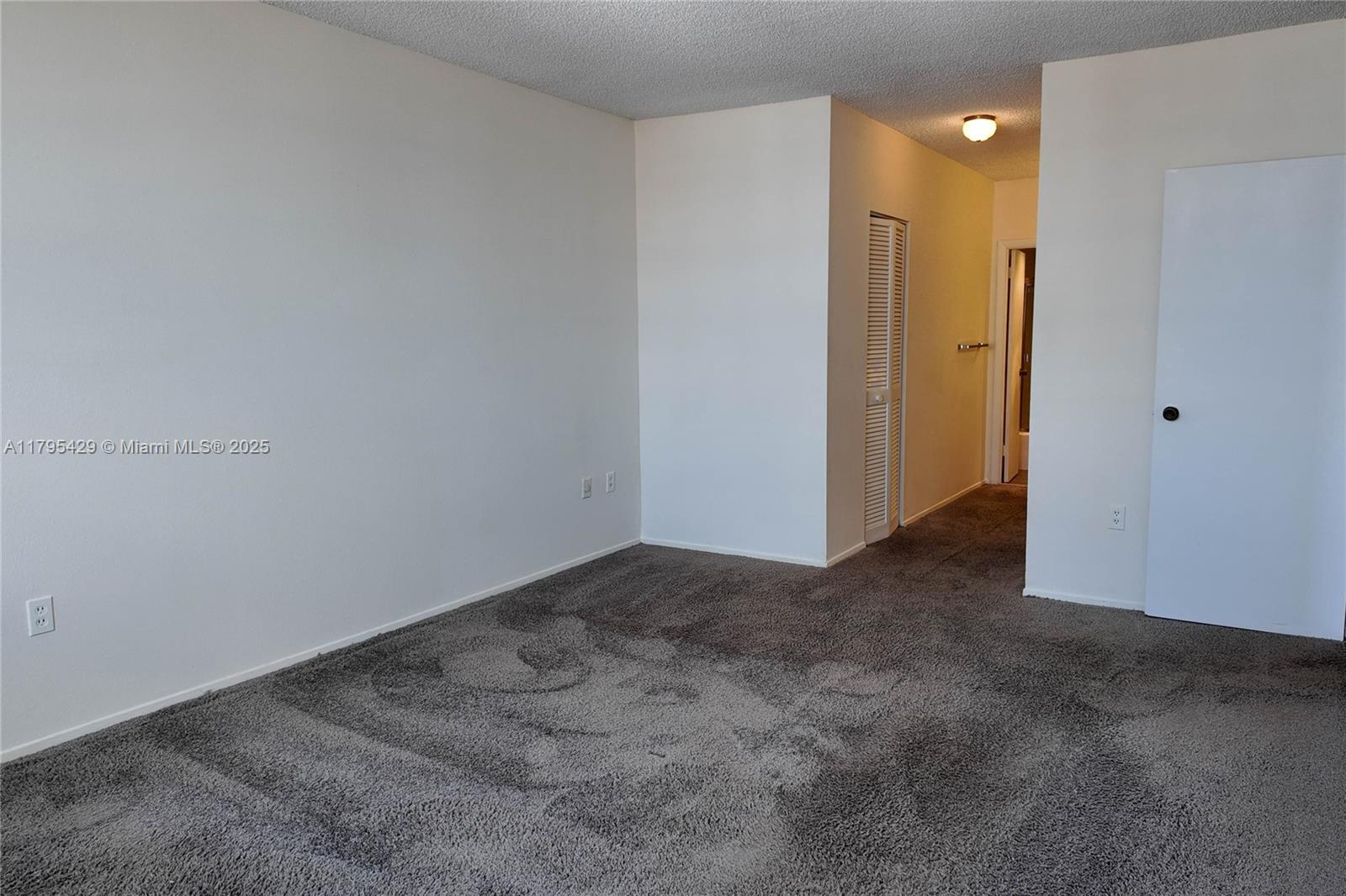 HEMISPHERES CONDO - Residential Lease
