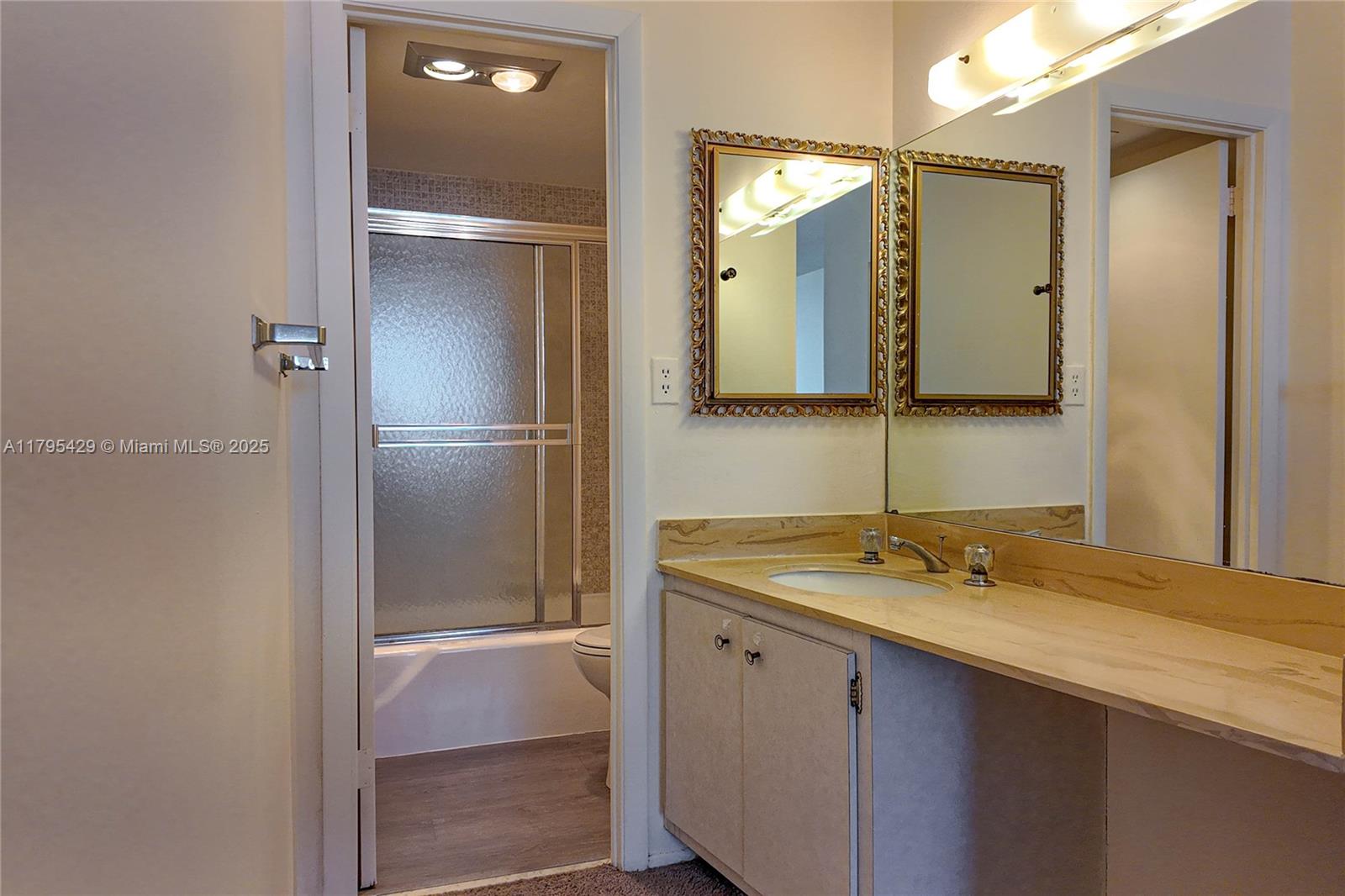 HEMISPHERES CONDO - Residential Lease