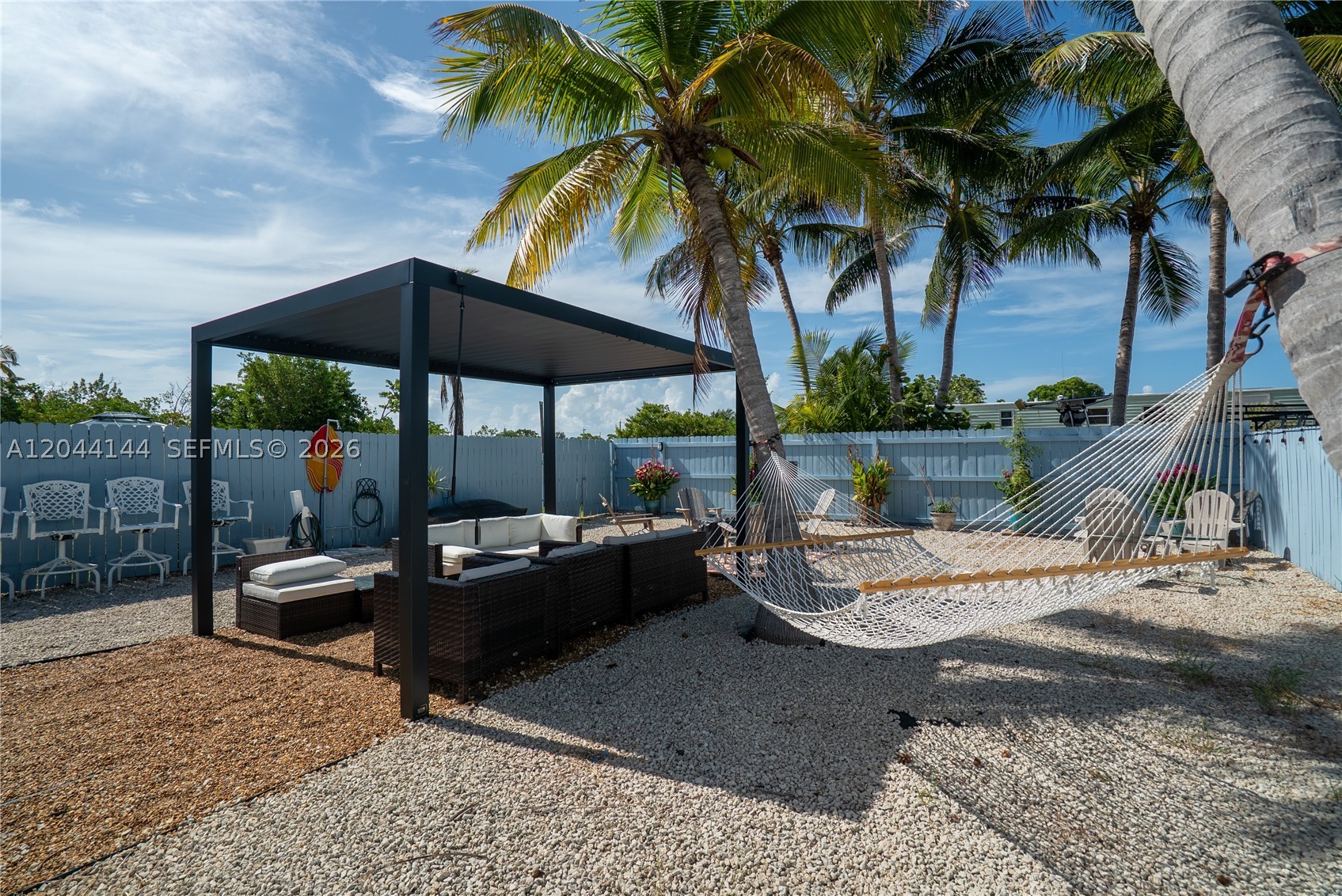 BERMUDA SHORES - Residential
