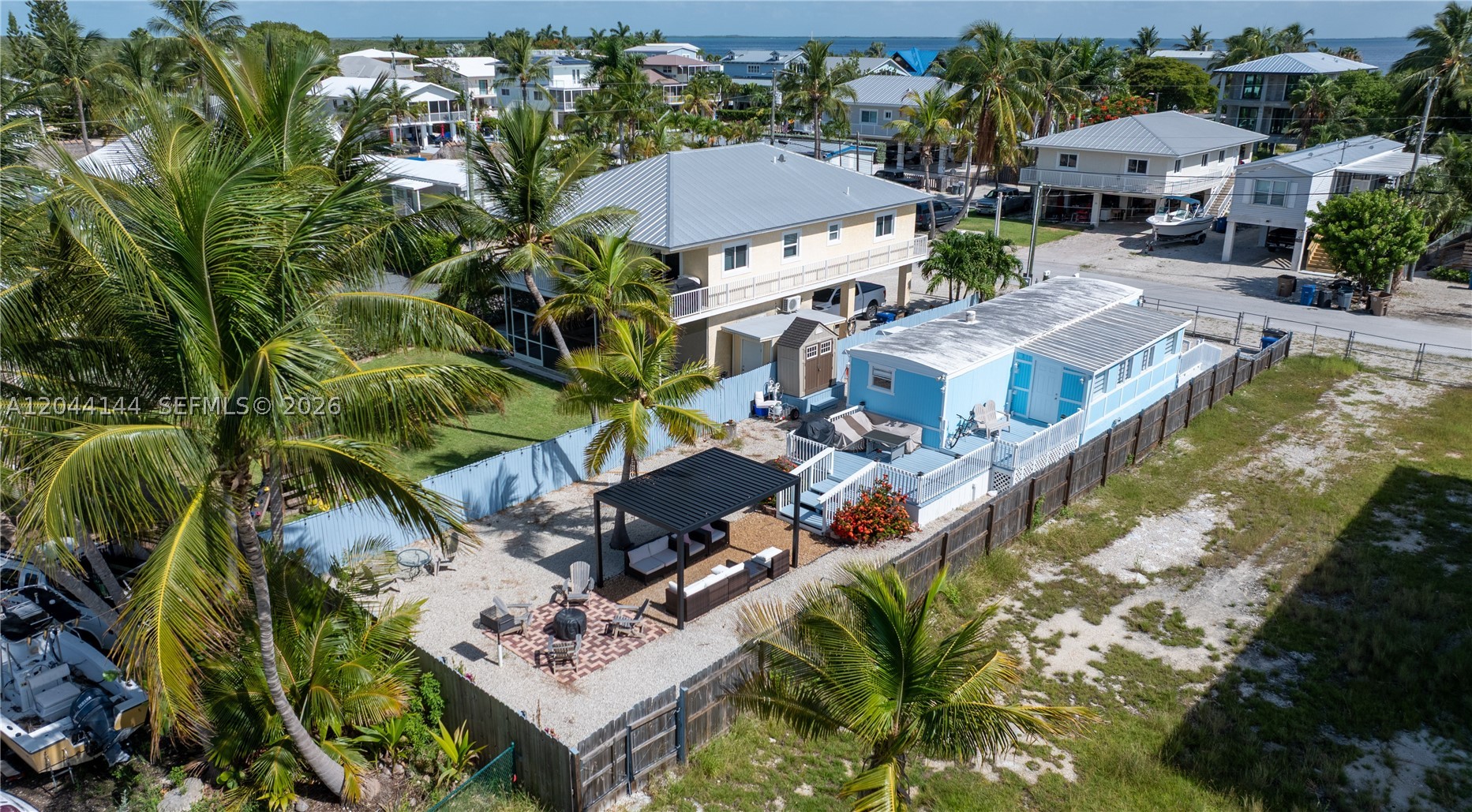 BERMUDA SHORES - Residential