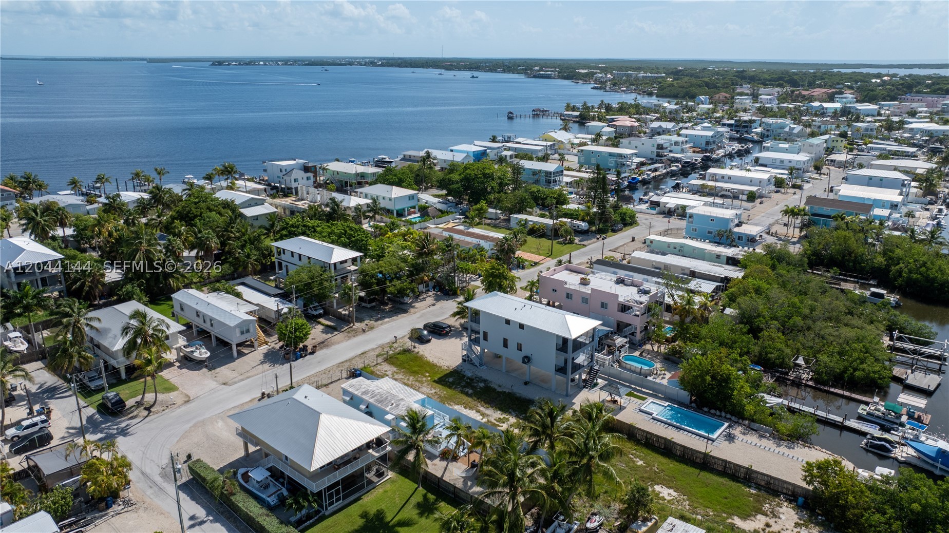 BERMUDA SHORES - Residential