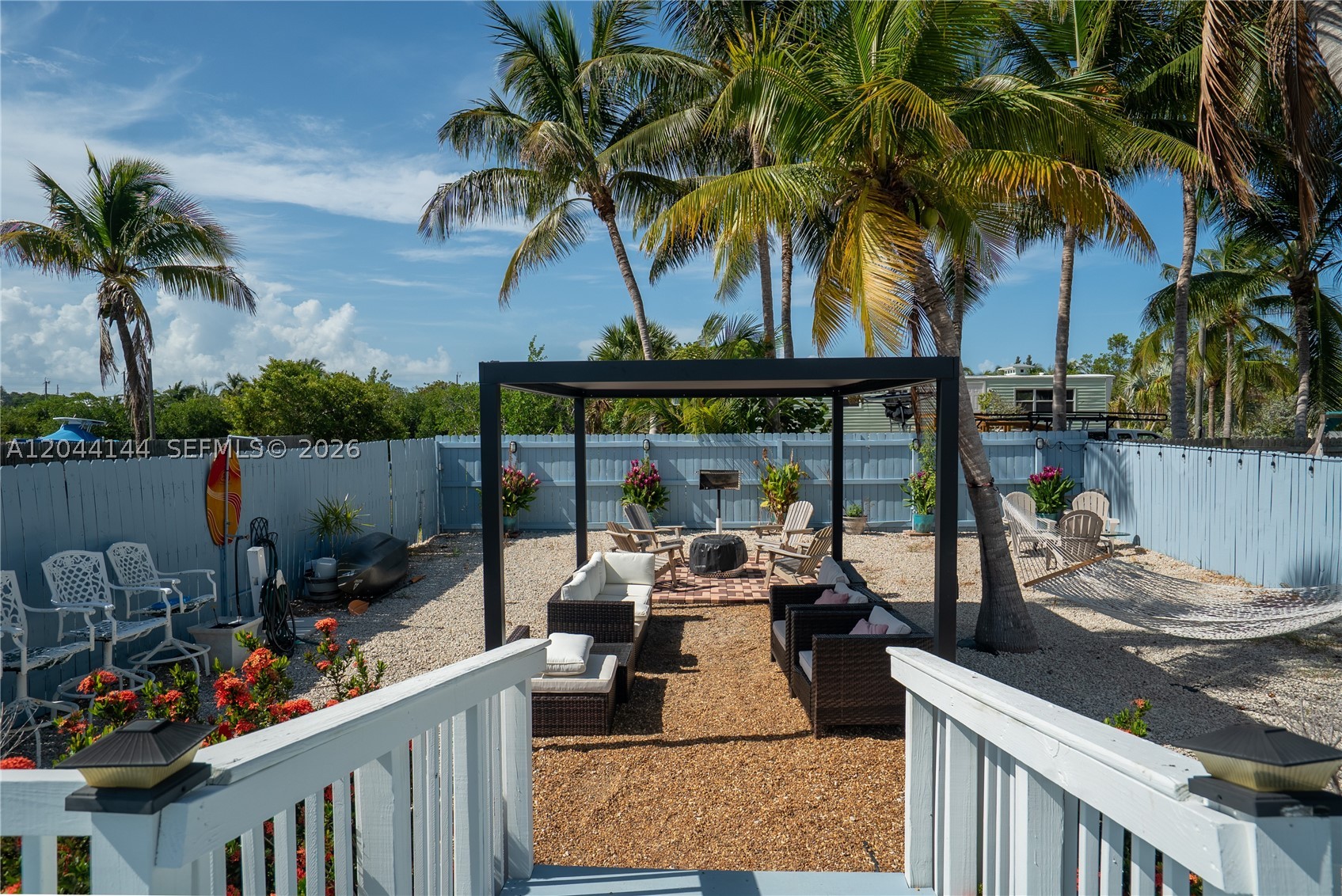 BERMUDA SHORES - Residential