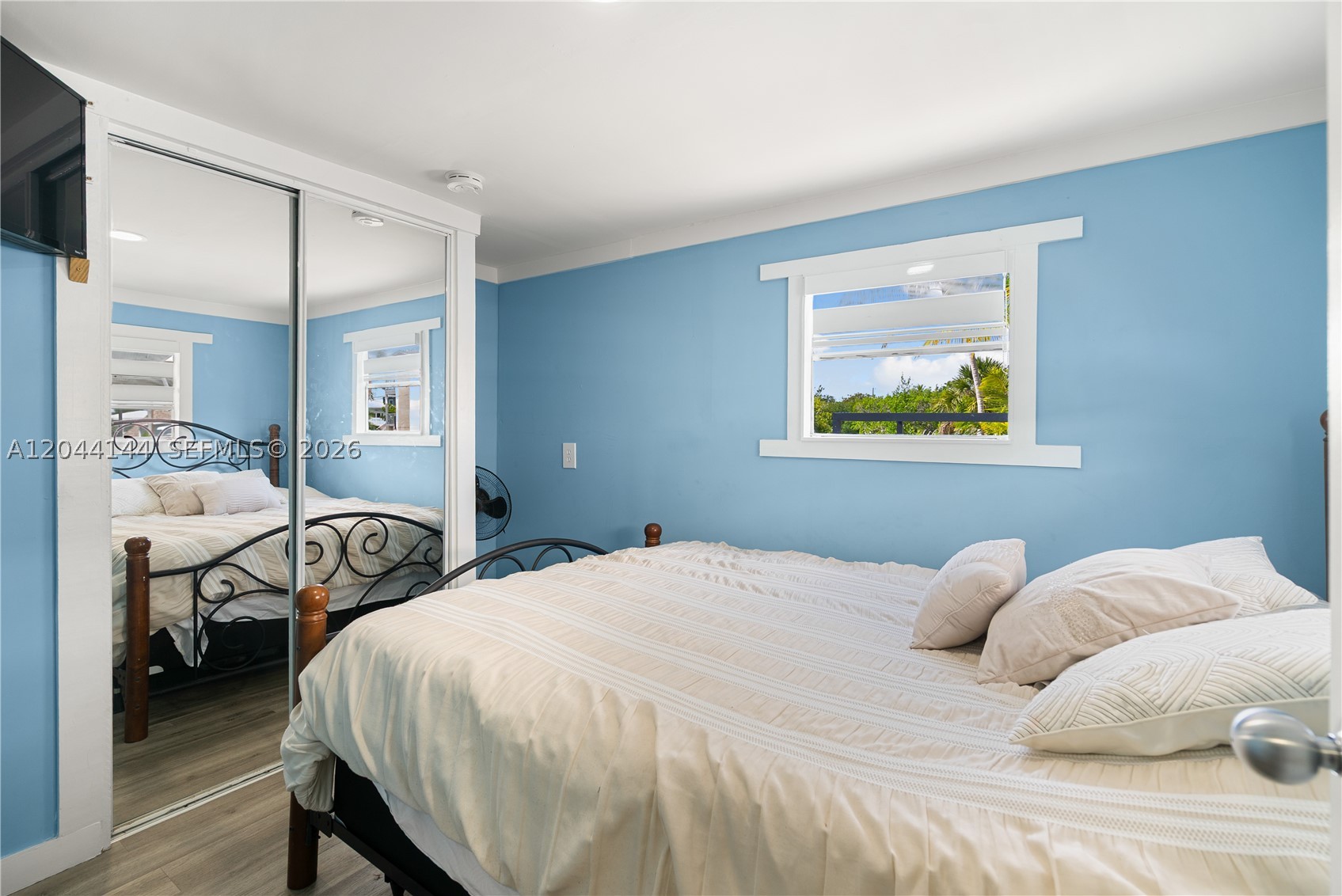 BERMUDA SHORES - Residential