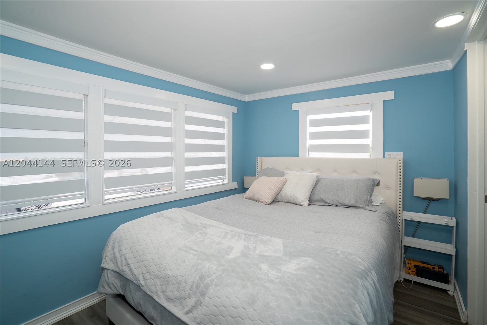 BERMUDA SHORES - Residential