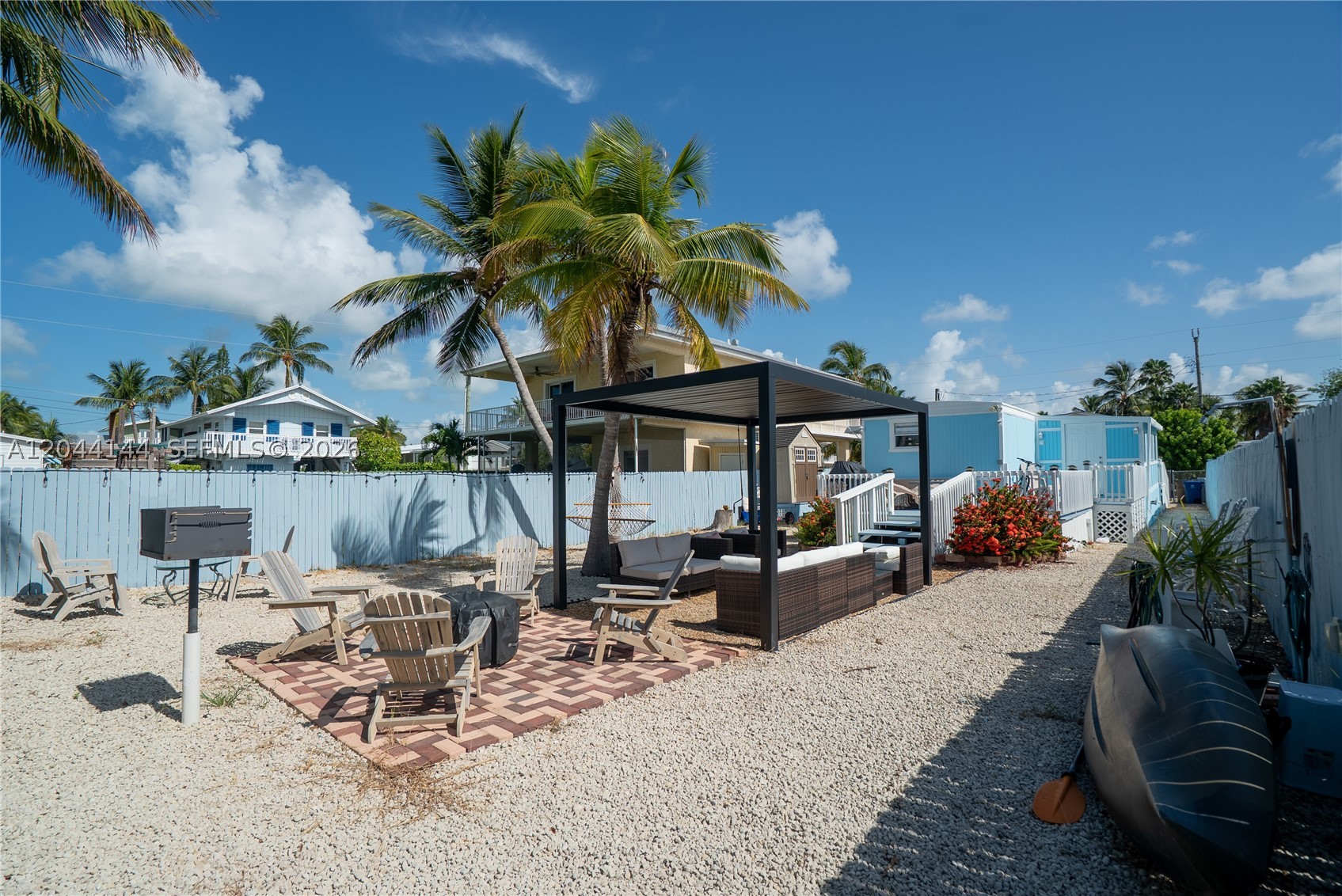 BERMUDA SHORES - Residential