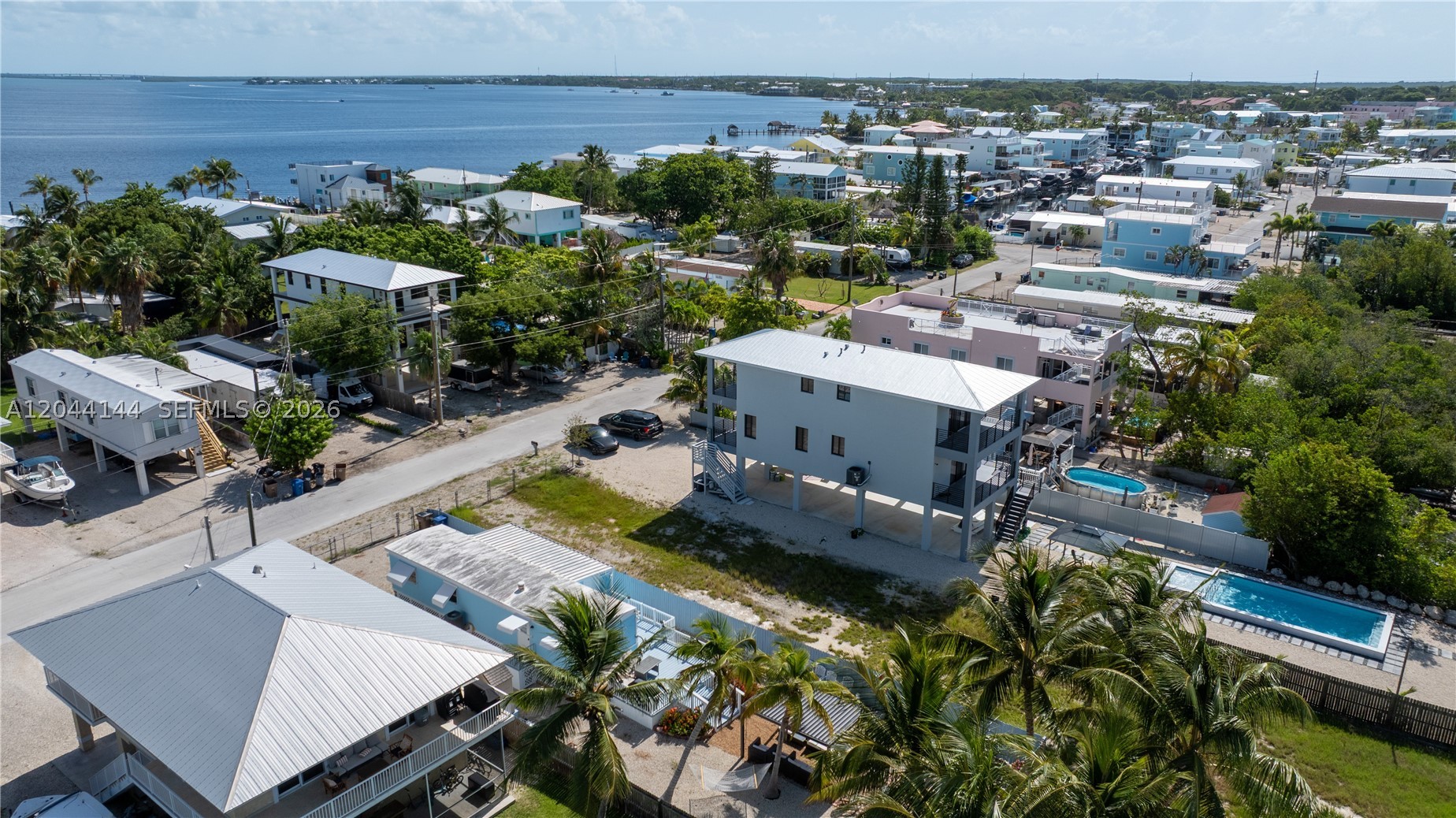 BERMUDA SHORES - Residential