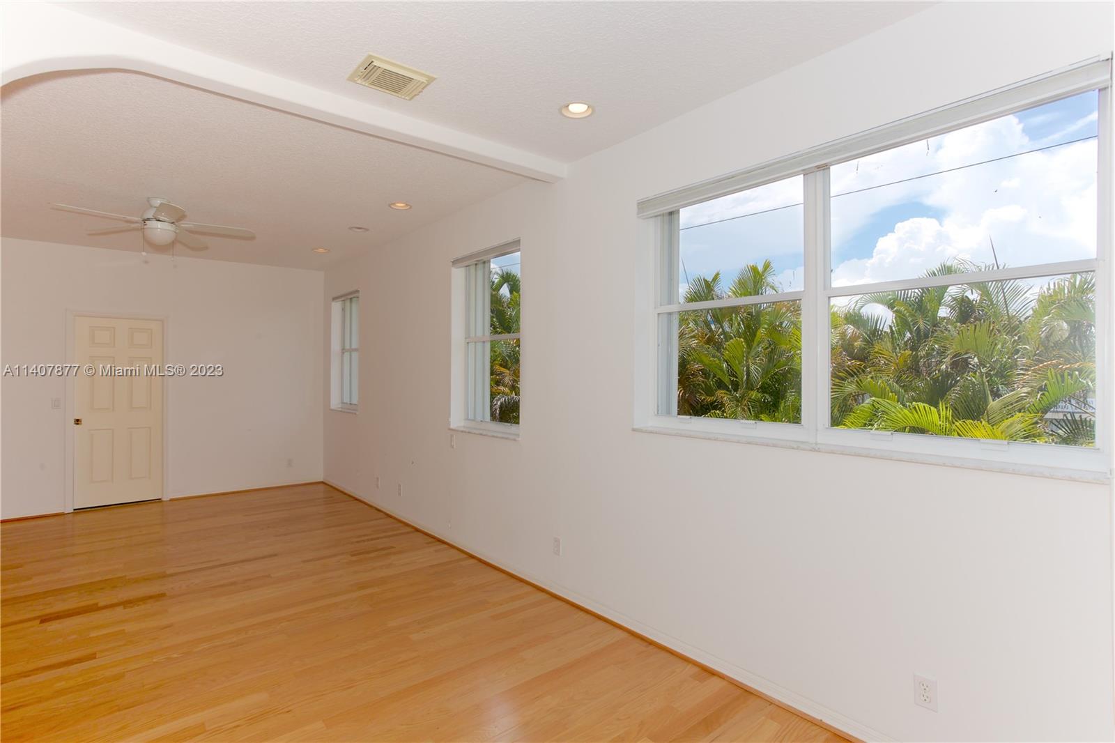 MAPLE RIDGE - Residential Lease