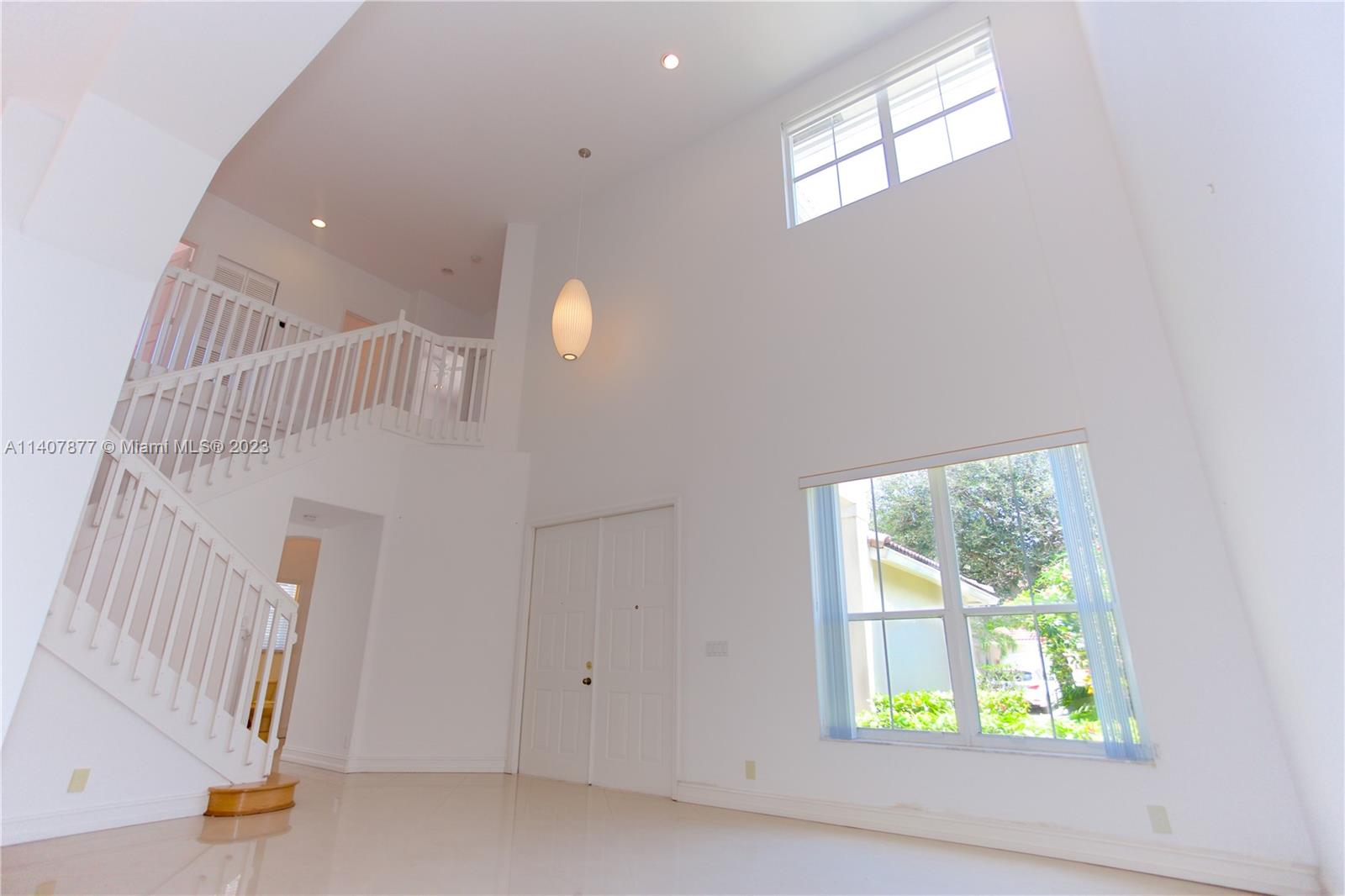 MAPLE RIDGE - Residential Lease