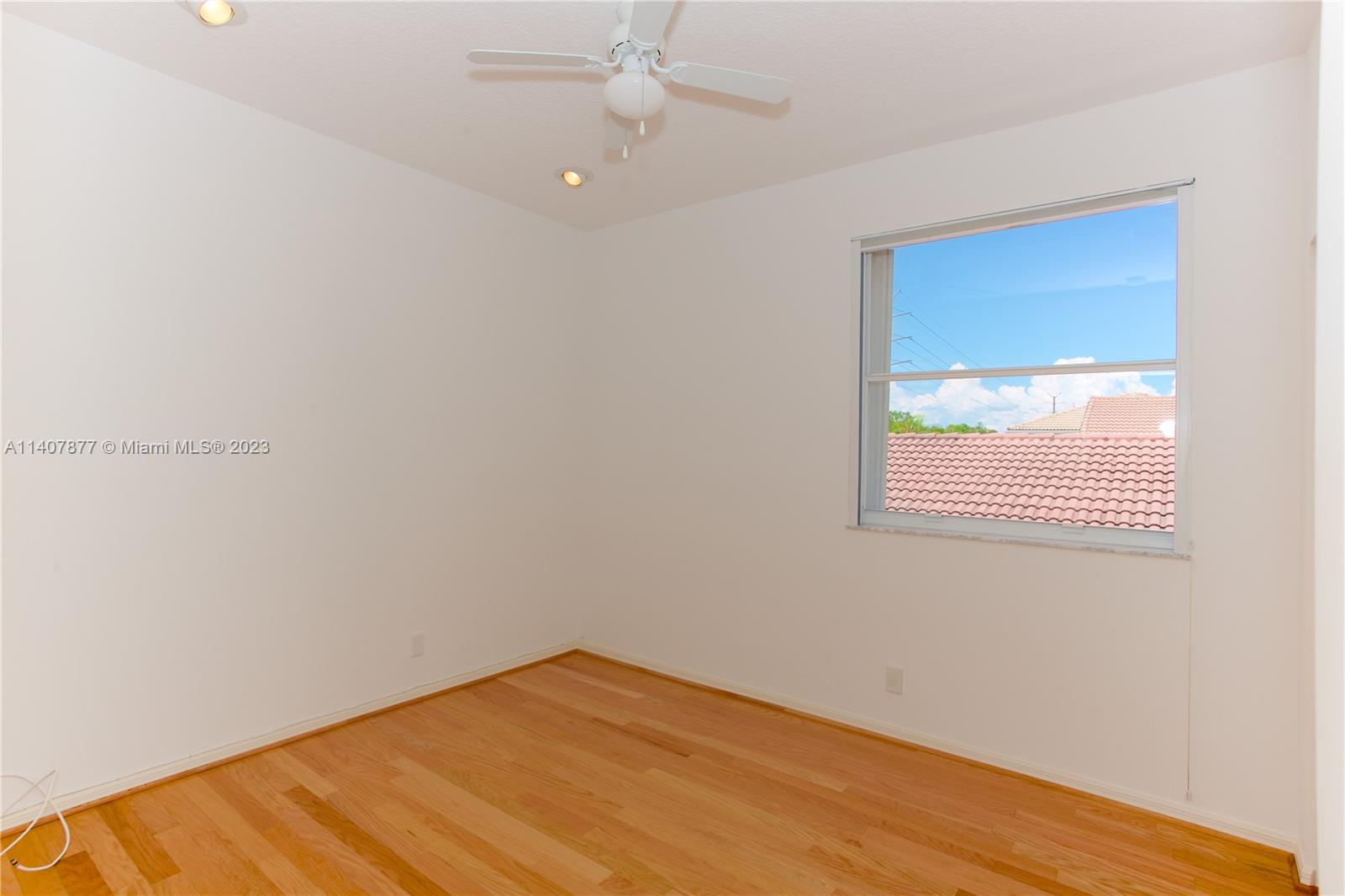 MAPLE RIDGE - Residential Lease