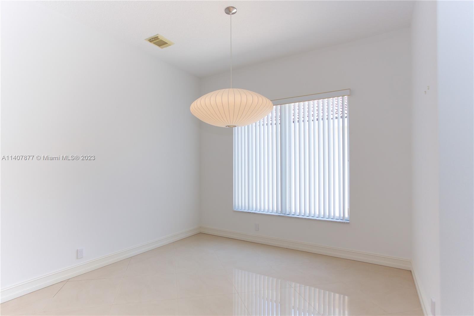 MAPLE RIDGE - Residential Lease