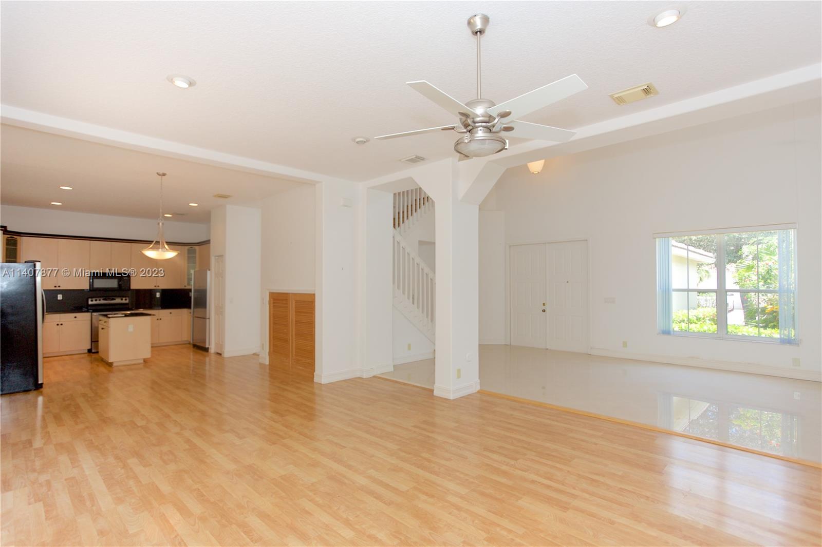 MAPLE RIDGE - Residential Lease