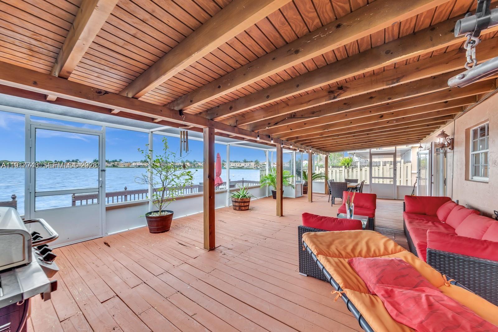 LAKE POINTE - Residential