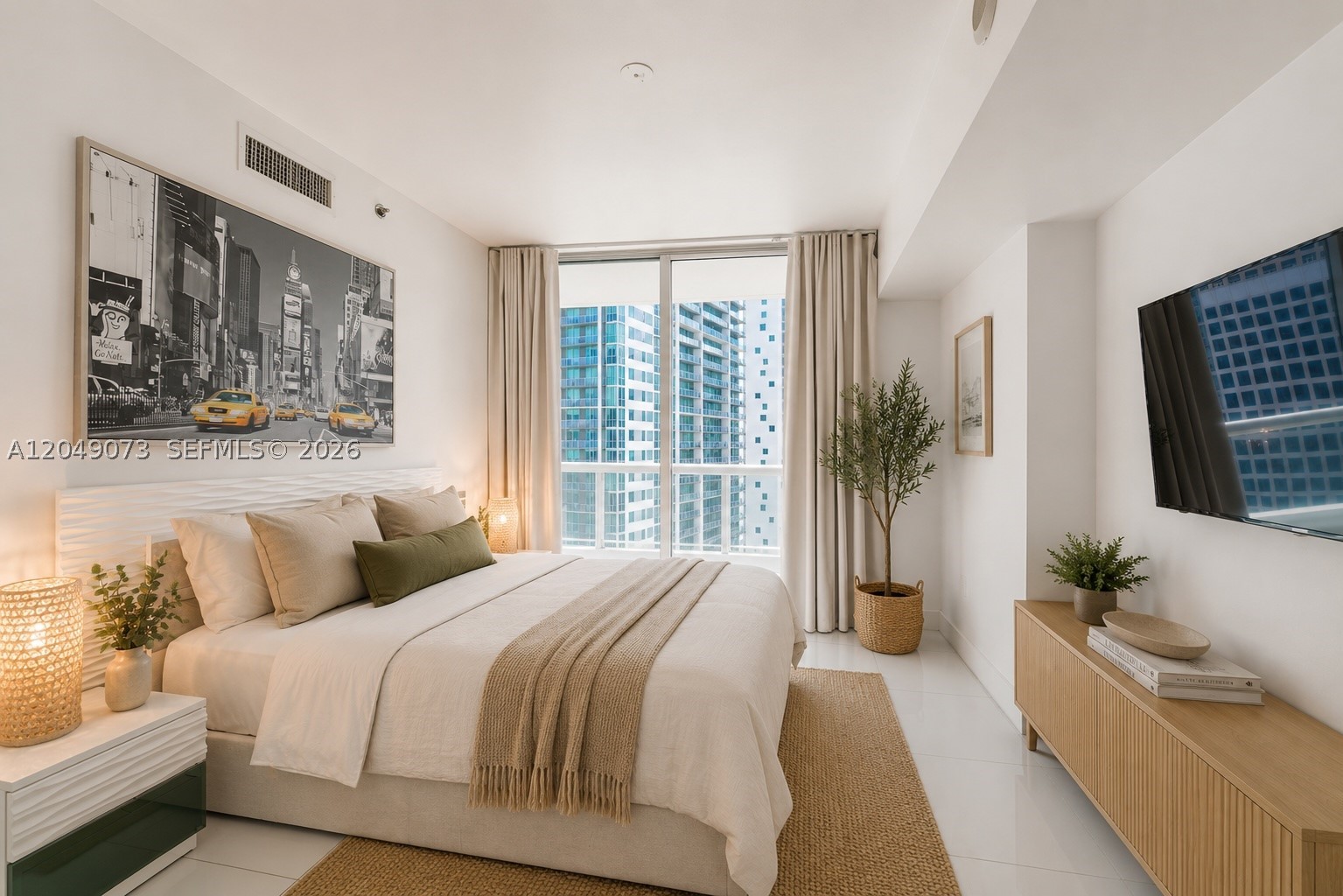 ICON BRICKELL CONDO NO 3 - Residential