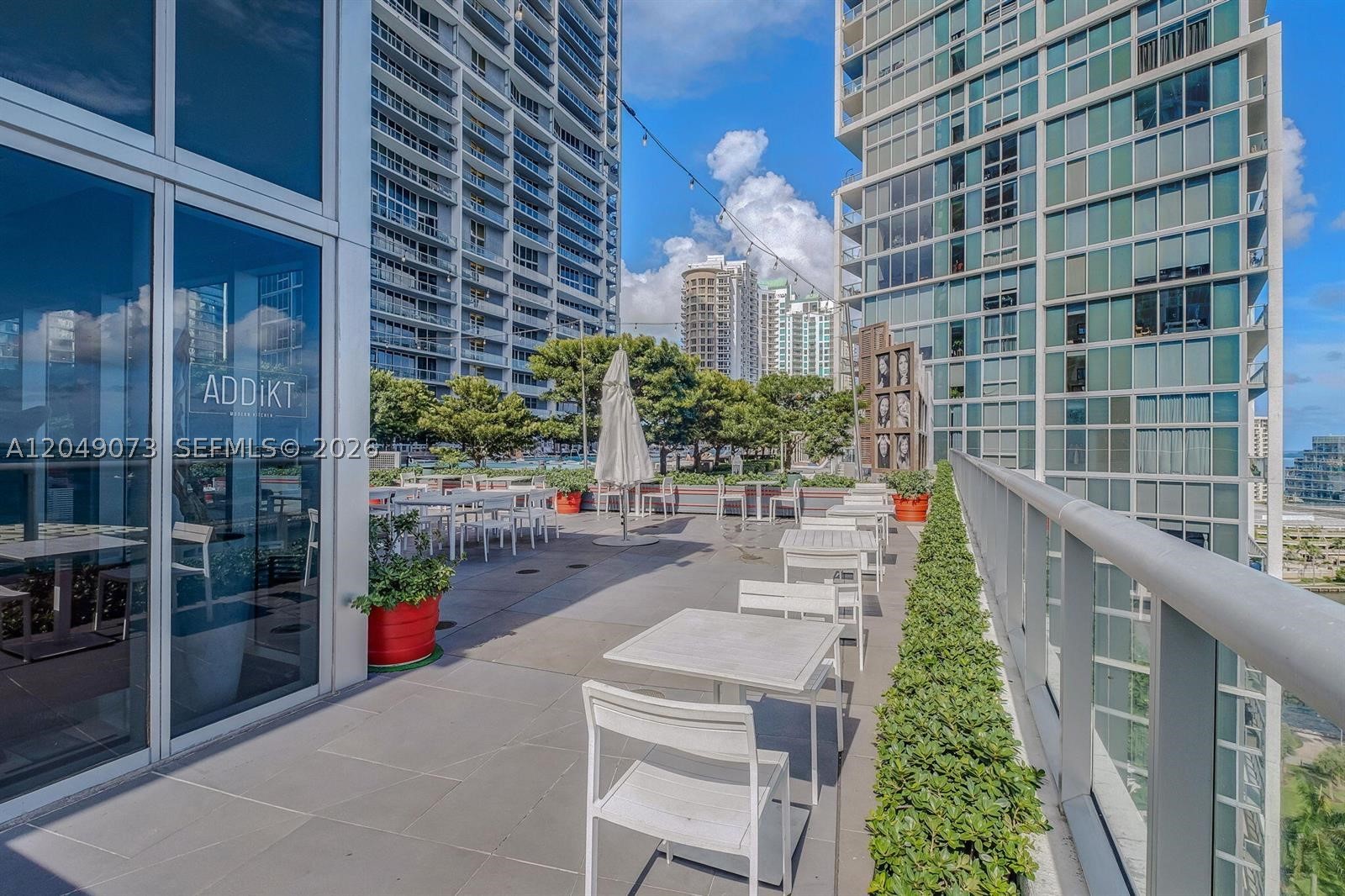 ICON BRICKELL CONDO NO 3 - Residential