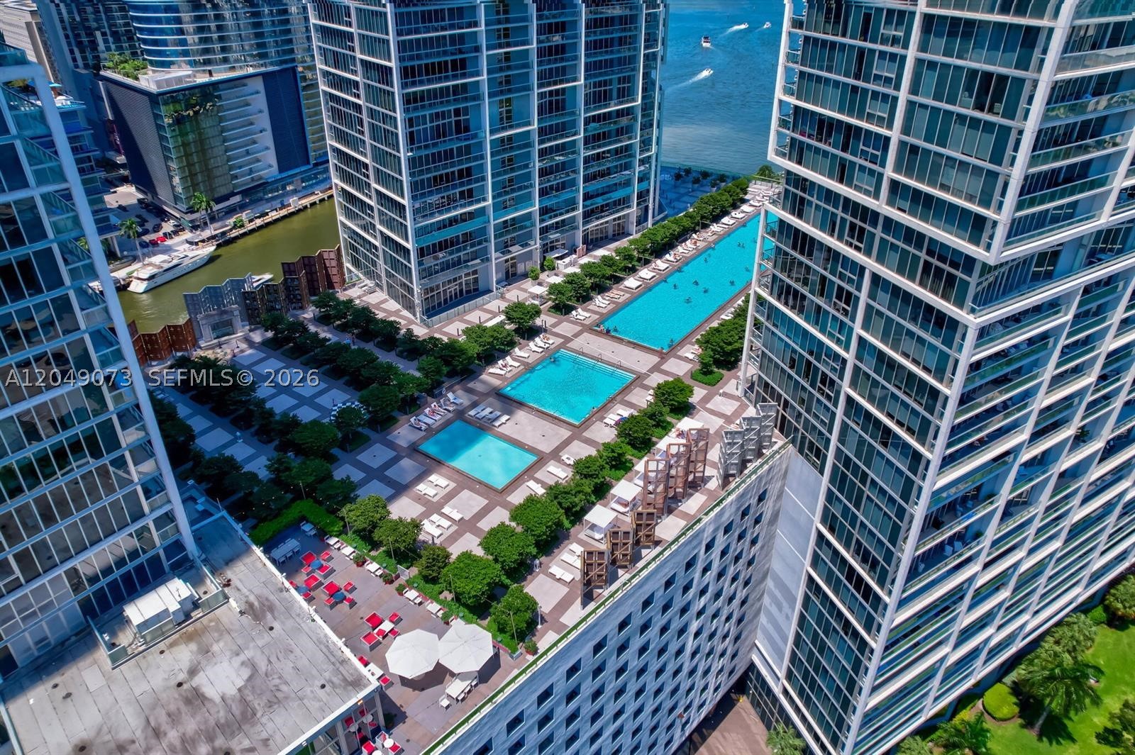 ICON BRICKELL CONDO NO 3 - Residential
