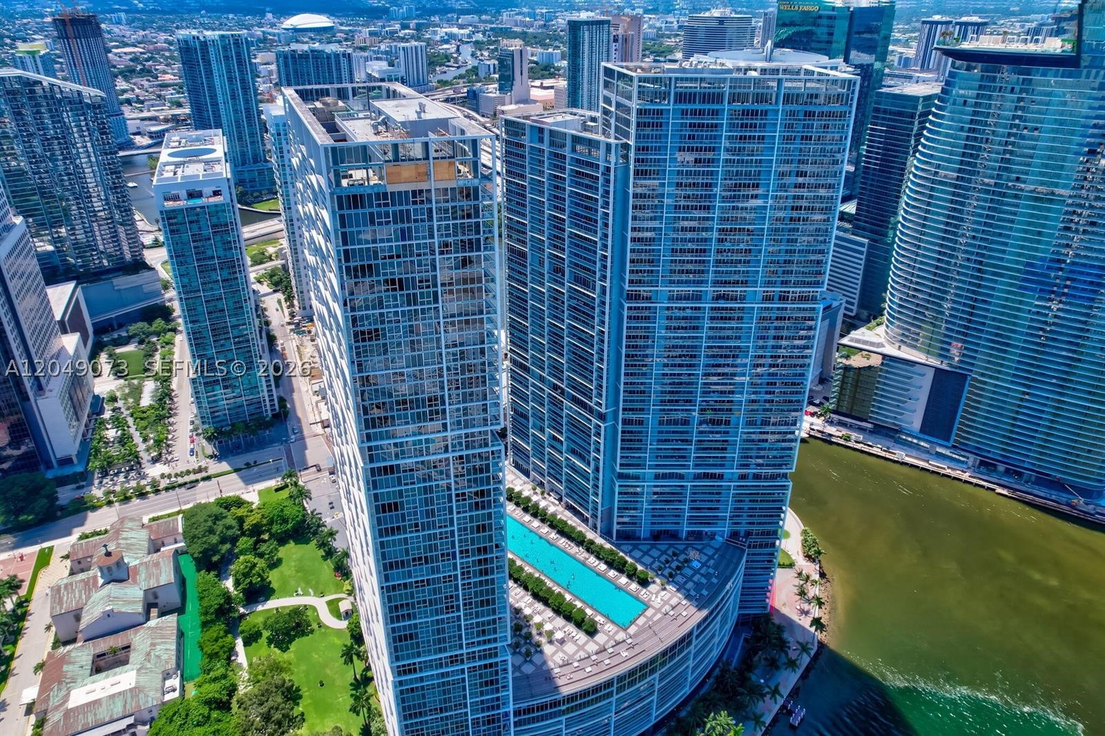 ICON BRICKELL CONDO NO 3 - Residential
