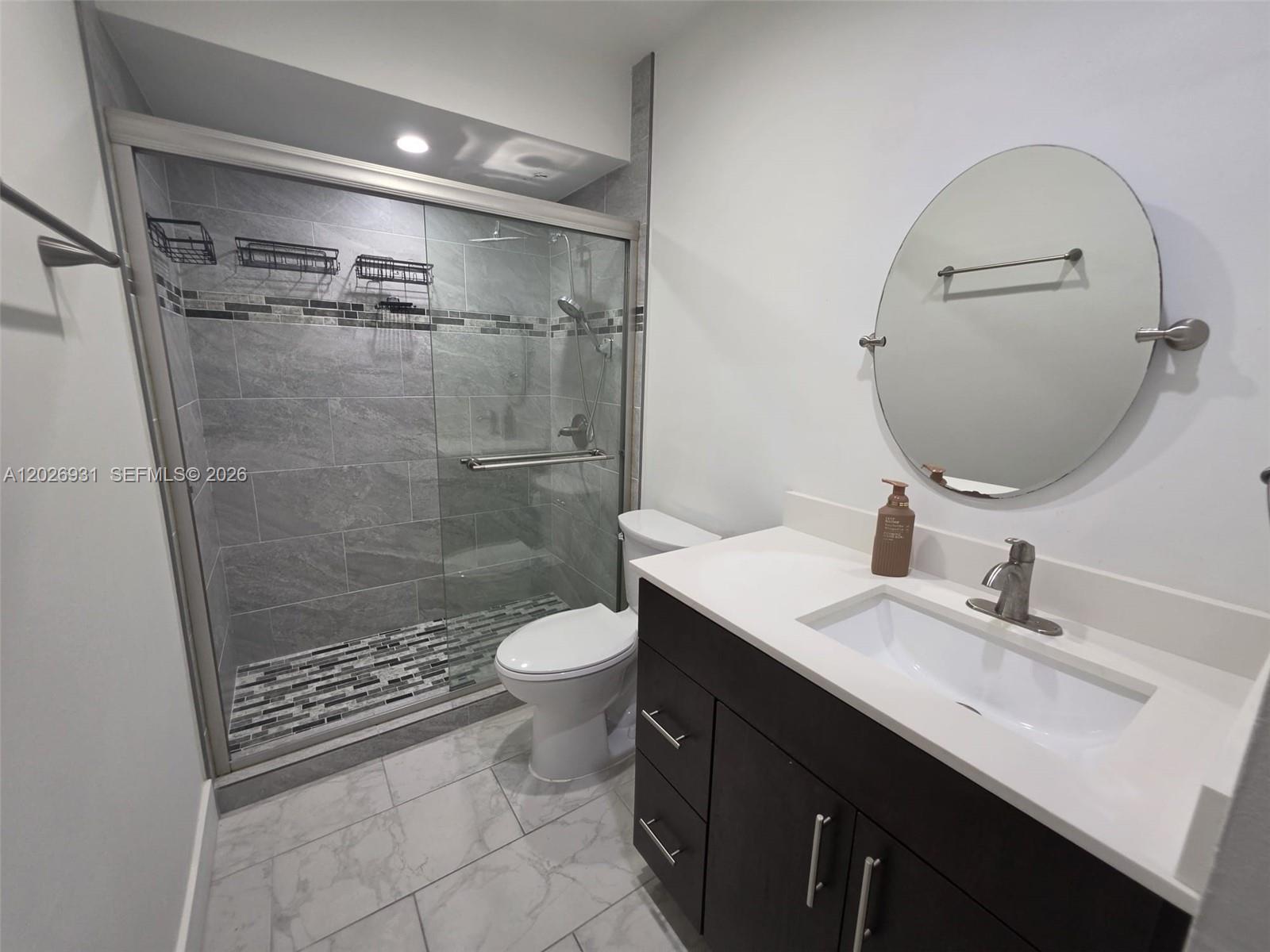 WINDSONG LAKES CONDO - Residential Lease