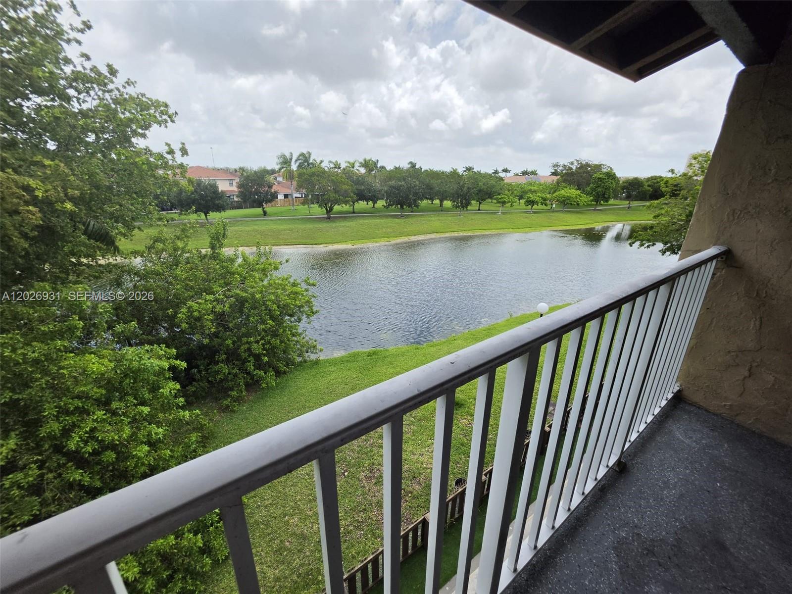WINDSONG LAKES CONDO - Residential Lease