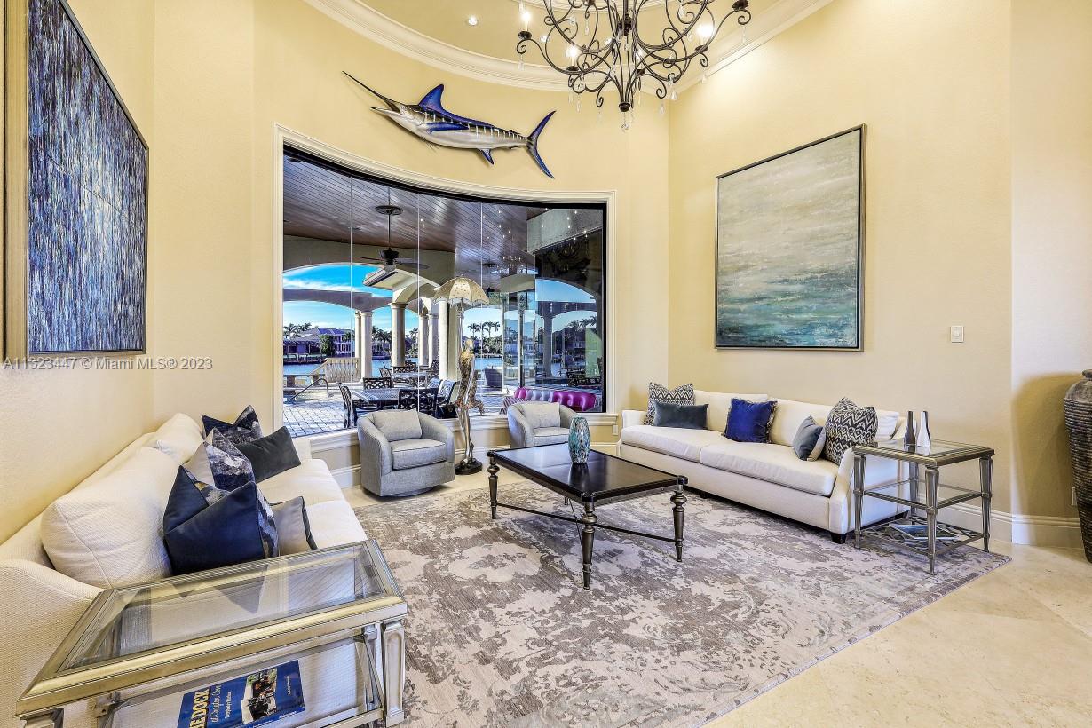MARCO ISLAND ESTATES - Residential